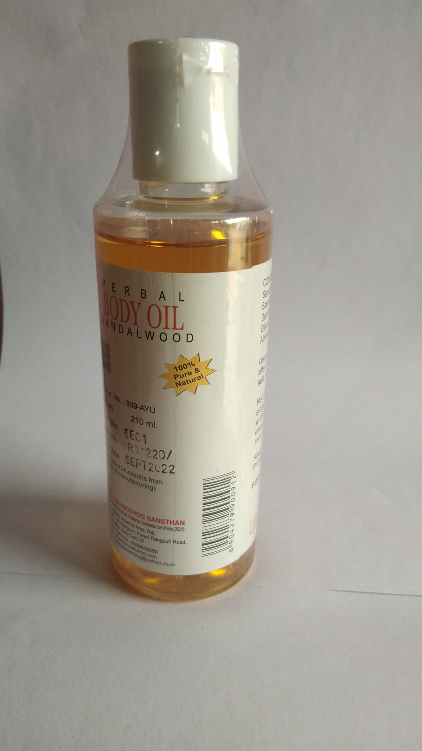 Khadi Natural Herbs Herbal Sandalwood Body Oil - 210ml | Organic Moisturizing & Relaxing Massage Oil for Dry Skin | Perfect for Aromatherapy, Spa & Self-Care Rituals