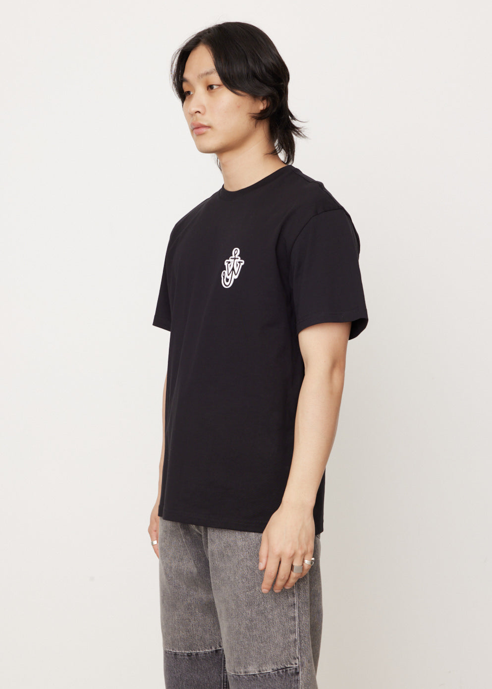 Anchor Patch T-Shirt - Stylish Nautical Graphic Tee for Men & Women | Perfect for Casual Wear, Beach Outings, and Summer Fashion