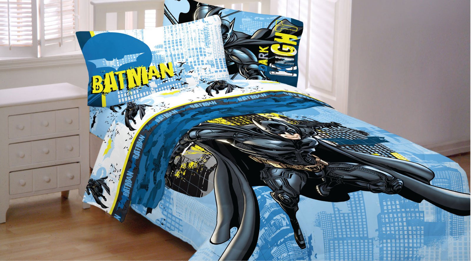 Batman Dark Knight Rises Twin Comforter Set - DC Comics Superhero Bedding for Kids & Adults - Perfect for Movie Nights & Superhero Themed Bedrooms