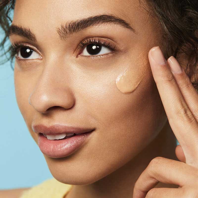 e.l.f. Skin Suntouchable! Whoa Glow SPF 30 Sunscreen - Hydrating, Shimmering Face Lotion with Broad Spectrum Protection - Perfect for Beach Days & Summer Makeup Glow