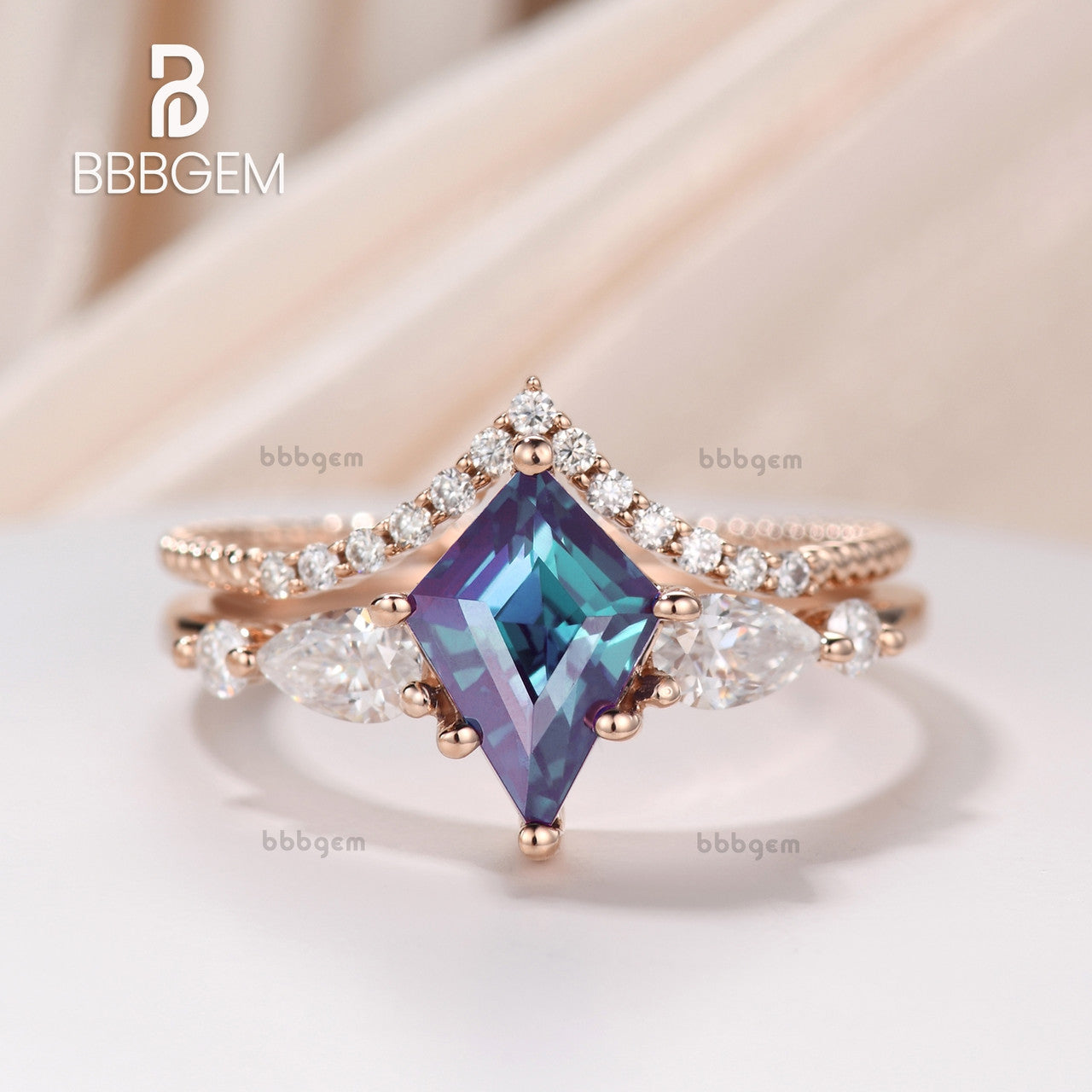 7x10mm Rose Gold Kite Step Cut Alexandrite Engagement Ring Set with Moissanite Wedding Band & Curved V Matching Band | Perfect for Proposals, Anniversaries & Bridal Jewelry