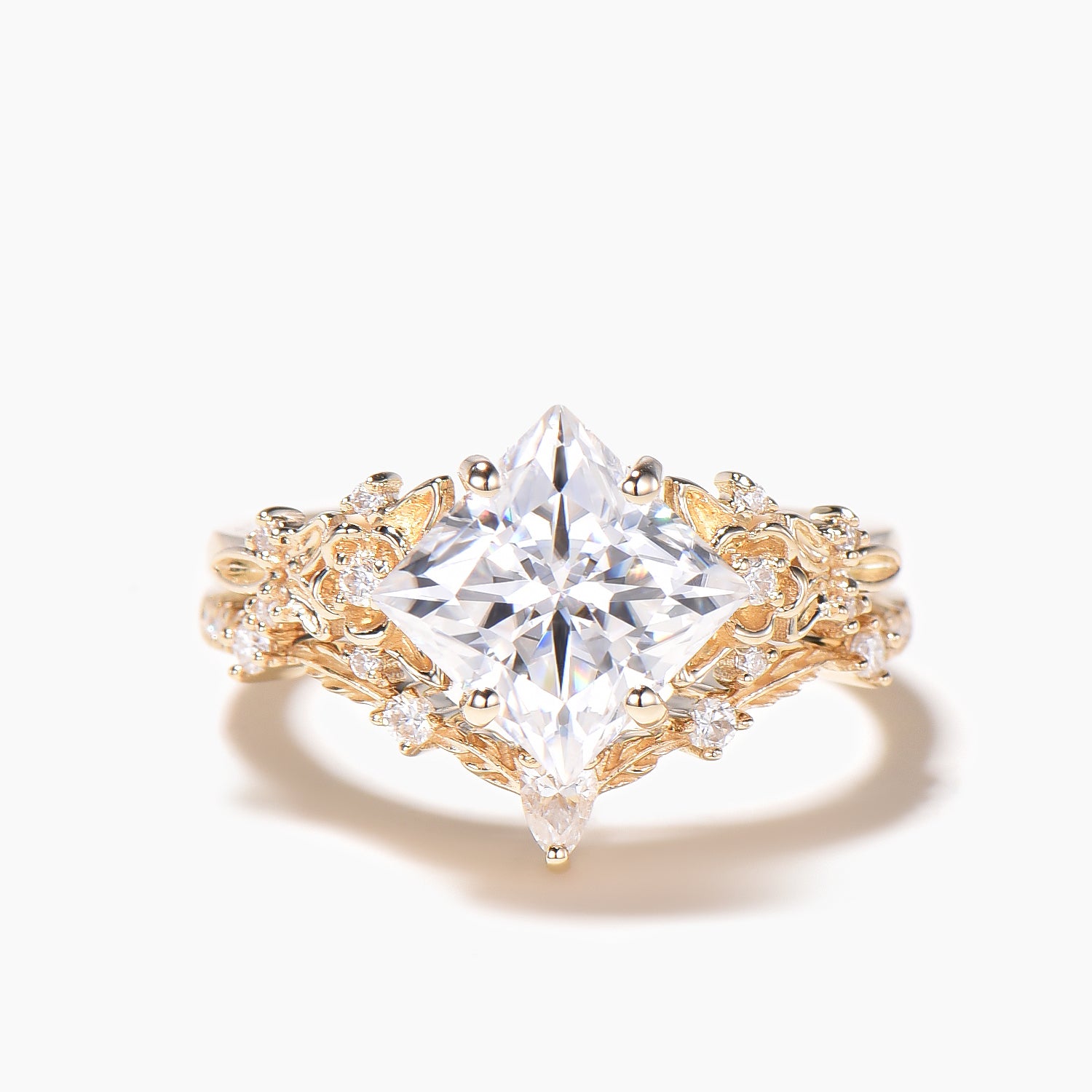 IGI Certified Princess Cut Lab Grown Diamond Engagement Ring - Floral Bridal Wedding Set for Proposals, Anniversaries & Special Occasions