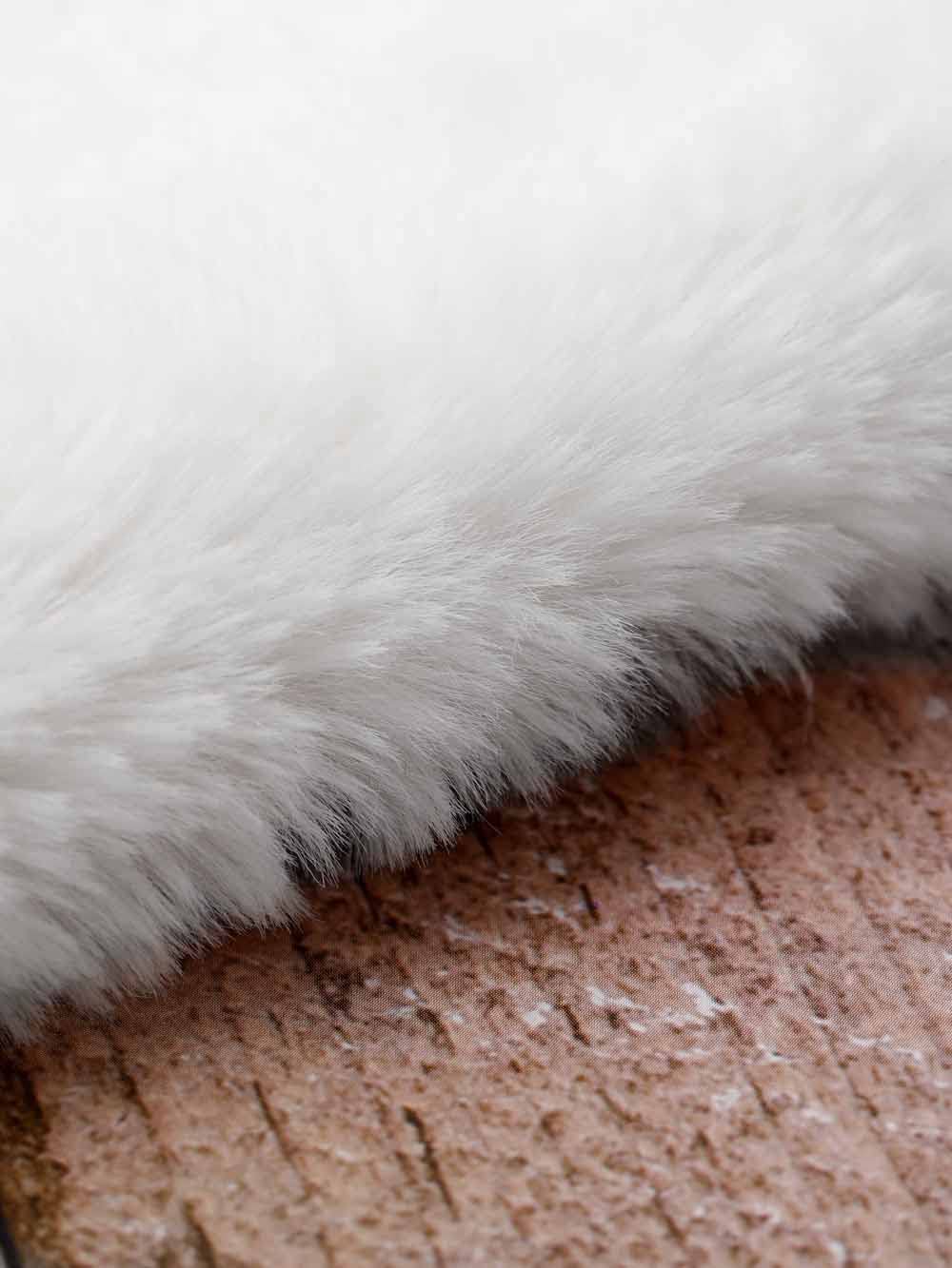 Elegant Women's Wedding Faux Fur Shawl - Soft Bridal Fur Wrap for Evening Dresses & Gowns - Perfect for Brides, Prom & Formal Events