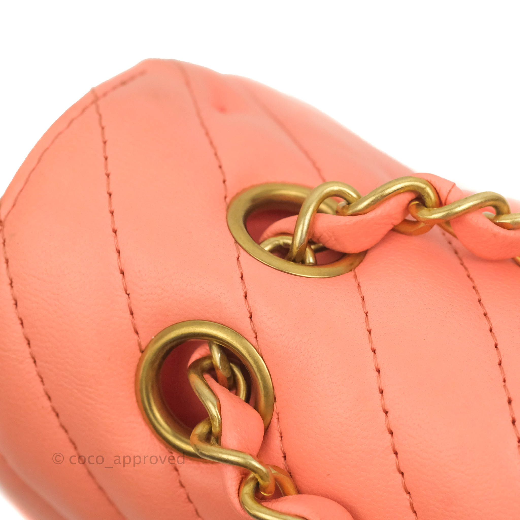 Chanel Classic M/L Medium Chevron Double Flap Bag in Coral Pink Lambskin with Aged Gold Hardware - Luxury Shoulder Bag for Women, Perfect for Parties, Weddings & Special Occasions
