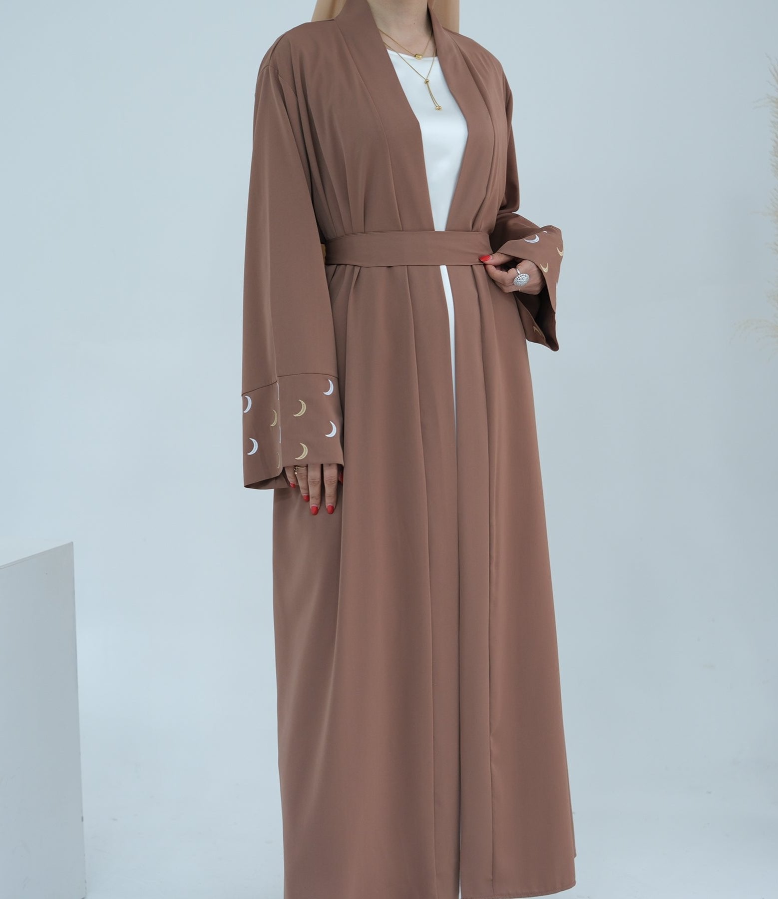Elegant Muna Open Abaya Kimono in Brown - Perfect for Modest Fashion, Prayer Dresses & Boho Chic Outfits