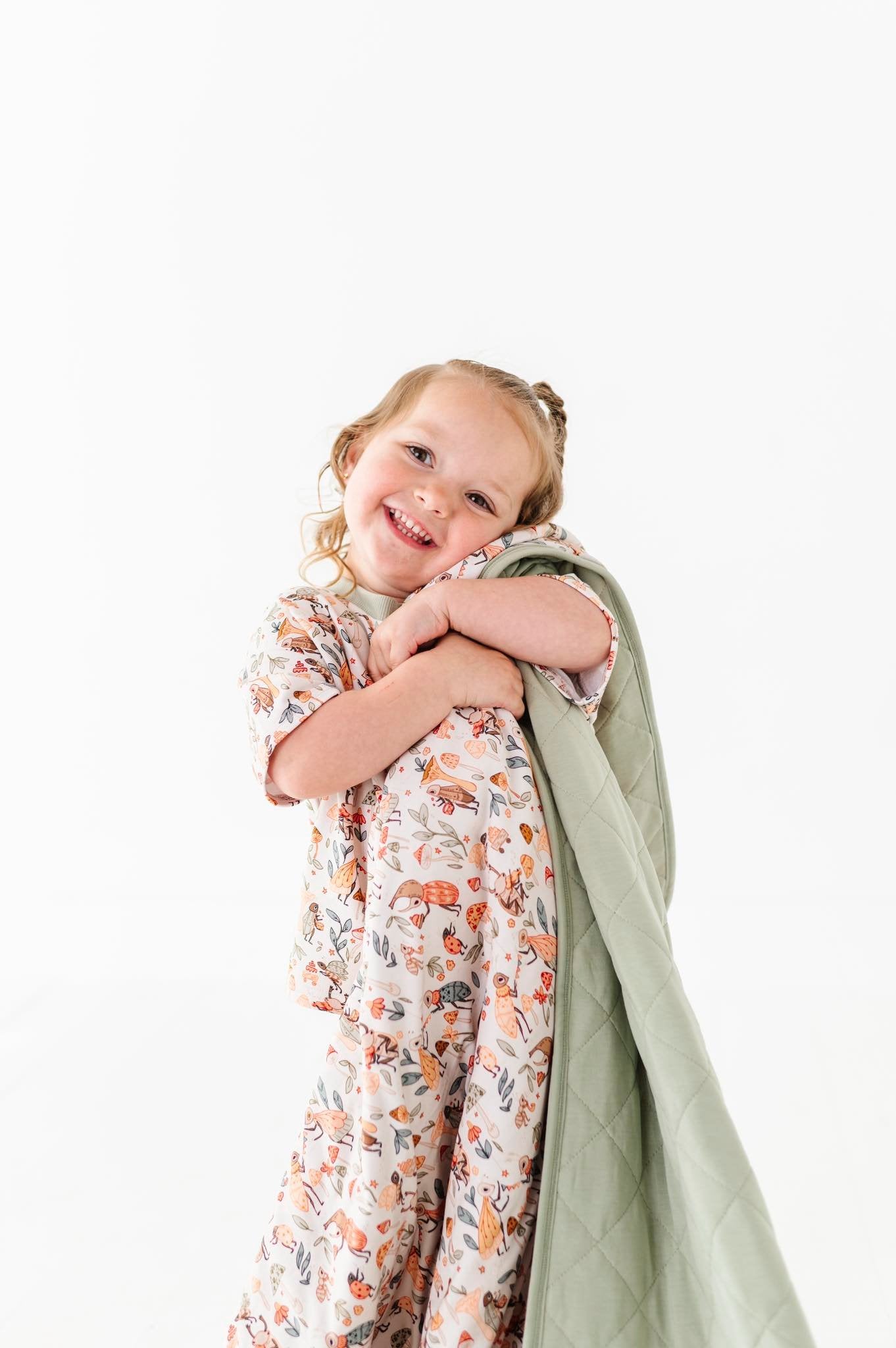 Bug Bash Quilted Oversized Blanket - Ultra Soft Large Throw Blanket for Couch, Bed & Outdoor Use - Cozy Home Decor Gift