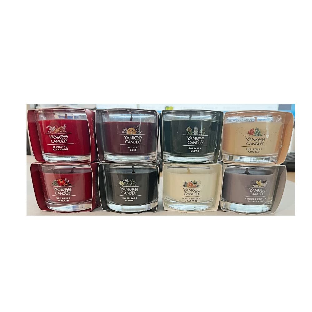 Yankee Candle Holiday Gift Set - 8 Mini Candles with Balsam & Cedar, Sparkling Cinnamon, Christmas Cookie & Red Apple Wreath Scents | Perfect for Christmas Decorations, Home Fragrance & Cozy Winter Evenings
