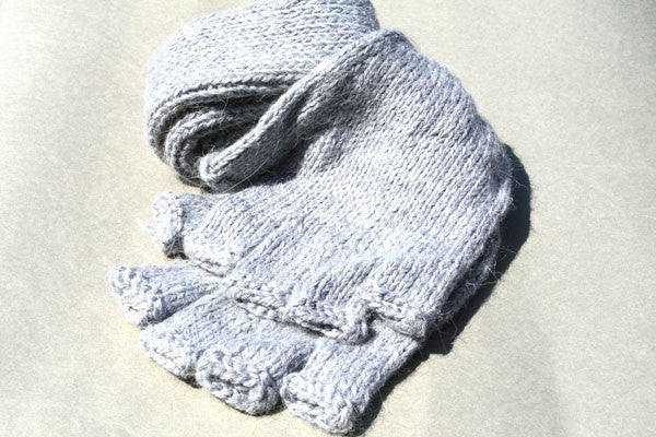 Warm Alpaca Wool Fingerless Gloves Hand Knitted for Women & Men - Soft Grey Winter Accessories for Typing, Driving & Outdoor Activities