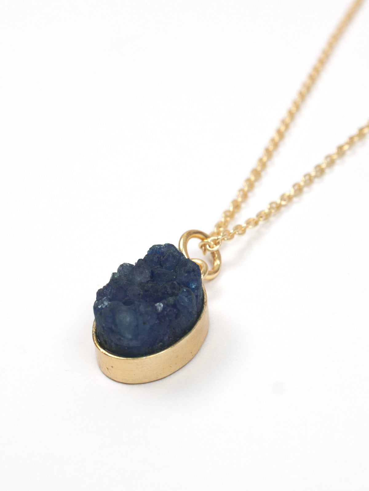 Elegant Oval Druzy Necklace for Women - Natural Stone Crystal Pendant Jewelry - Perfect for Weddings, Parties & Everyday Wear