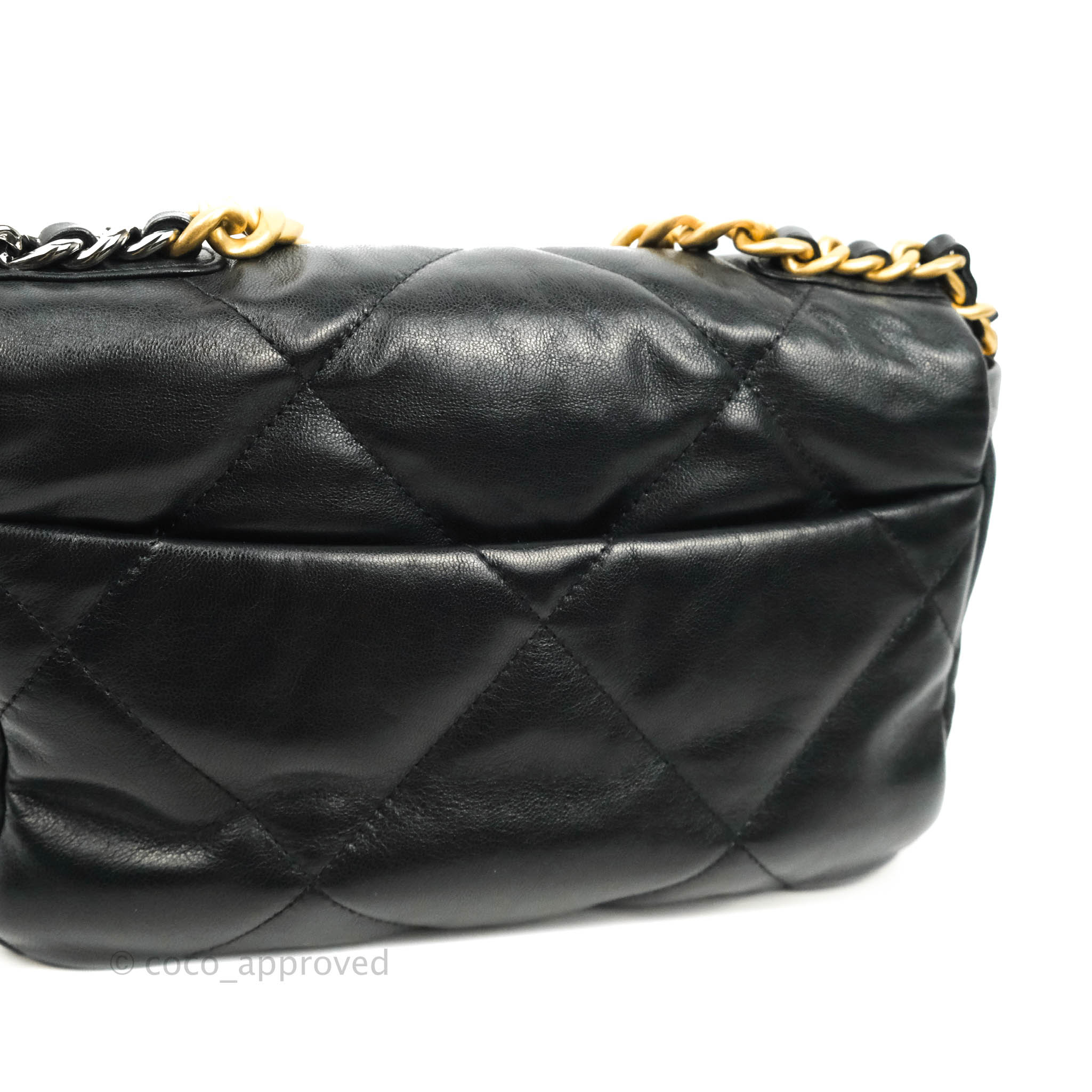 Chanel 19 Small Handbag in Black Goatskin Leather with Mixed Hardware - Luxury Crossbody Bag for Women, Perfect for Date Night & Evening Events