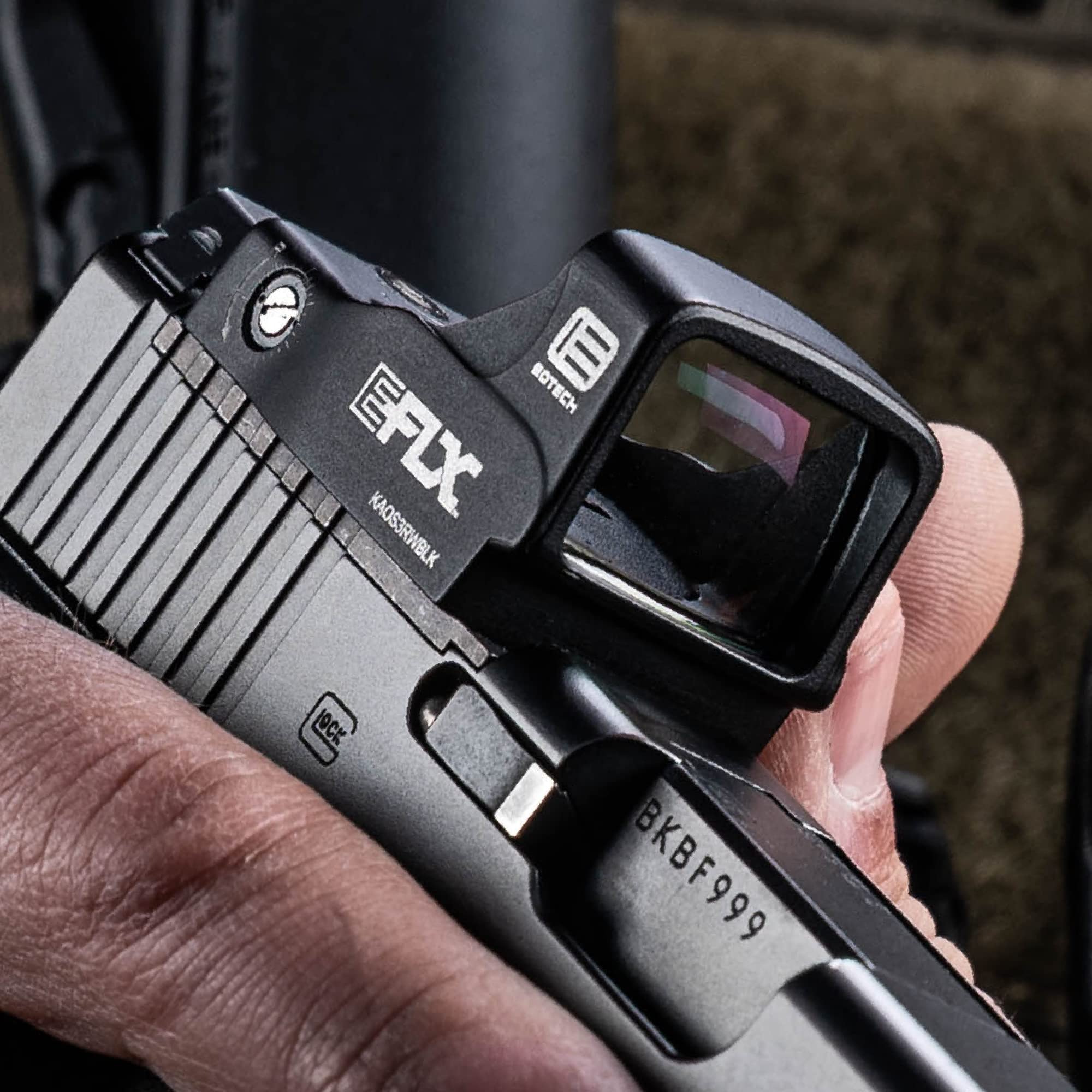 EOTECH EFLX Mini Reflex Sight - Red Dot Sight for Pistols & Rifles | Durable & Waterproof | Perfect for Hunting, Tactical & Competitive Shooting