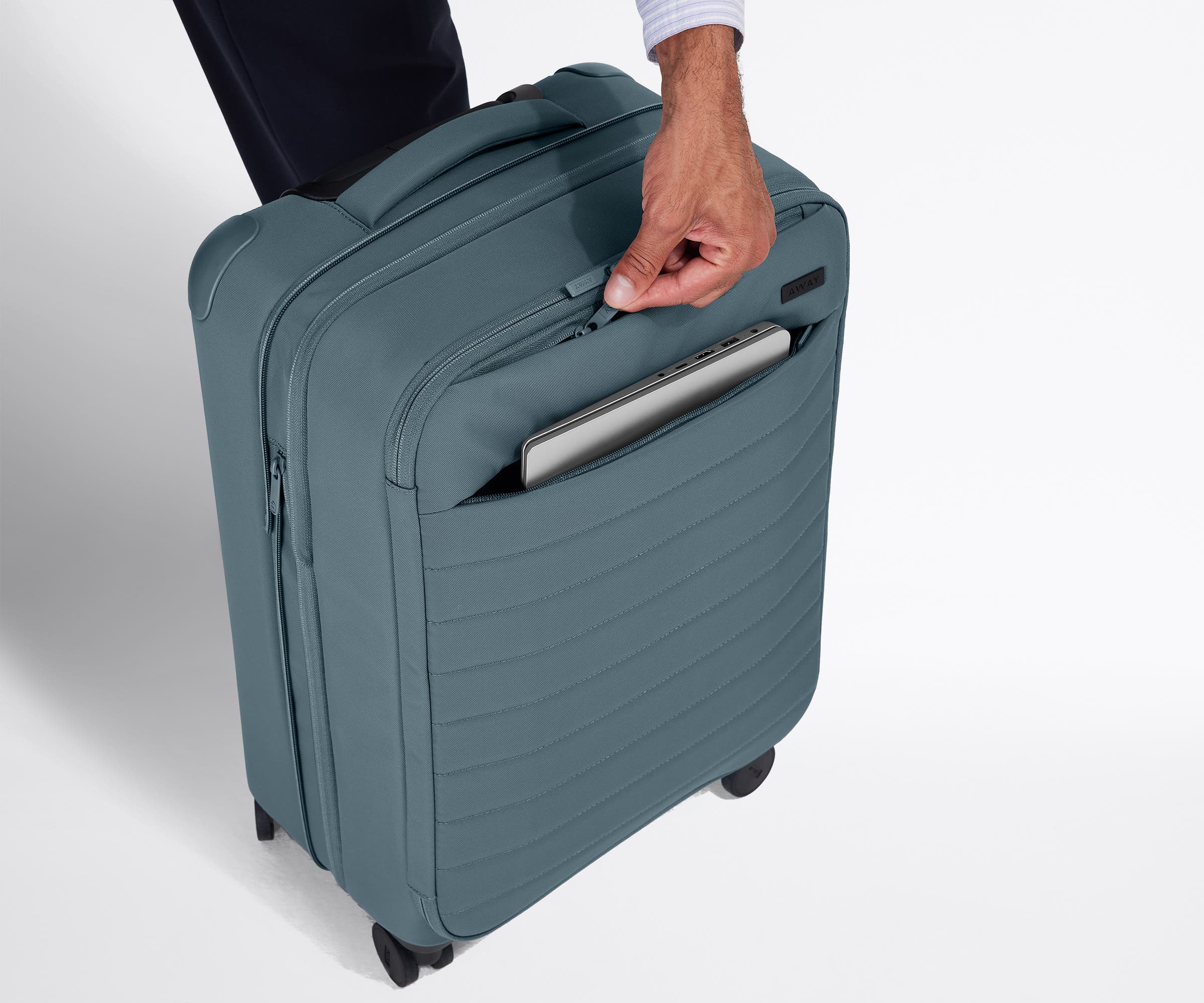 Coast Blue Softside Carry On Luggage - Lightweight & Durable for Air Travel, Weekend Getaways & Business Trips