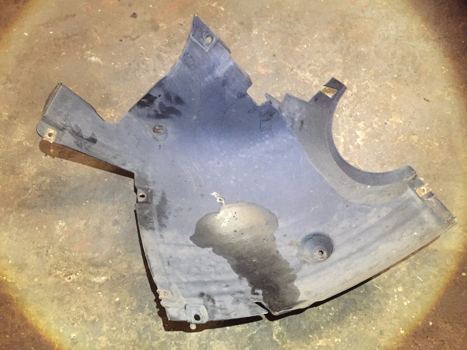 2003-2006 Mercedes C230 W203 Coupe Front Passenger Side Fender Liner Splash Guard - OEM Replacement Part for Enhanced Protection & Perfect Fit - Ideal for Car Restoration & DIY Auto Repair Projects