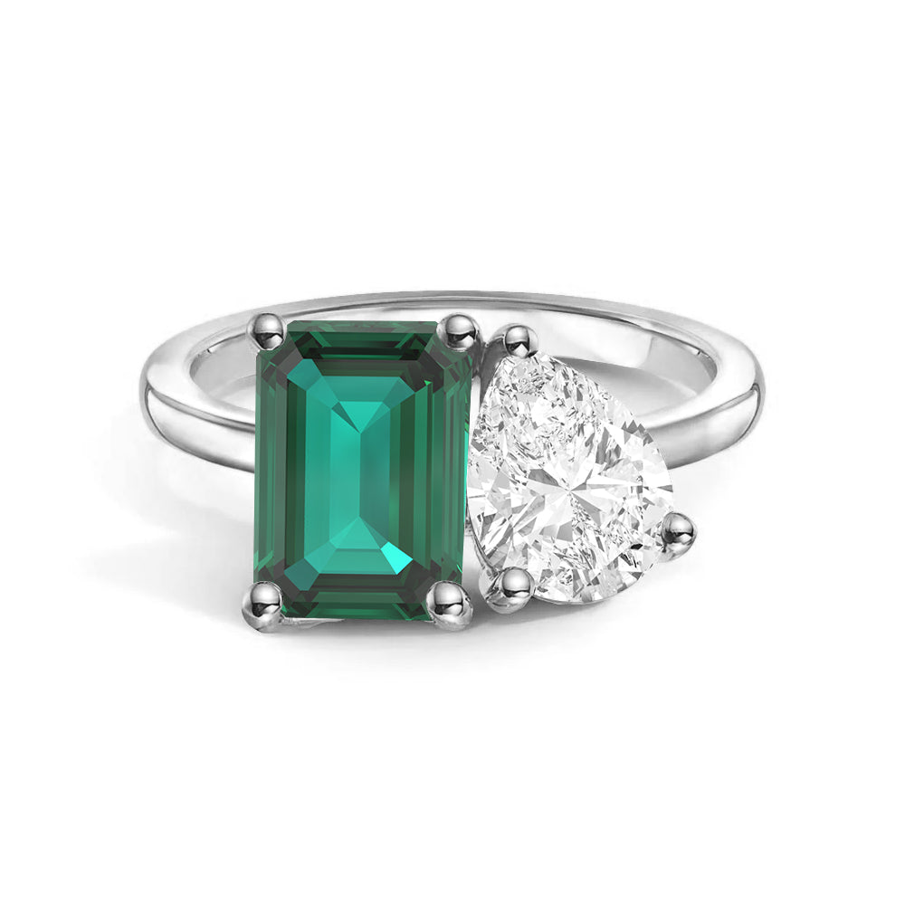 Toi et Moi Personalized Emerald Birthstone Ring - Custom Anniversary Jewelry for Couples, Women's Birthstone Engagement Ring - Perfect for Valentine's Day, Wedding Proposal & Romantic Gifts