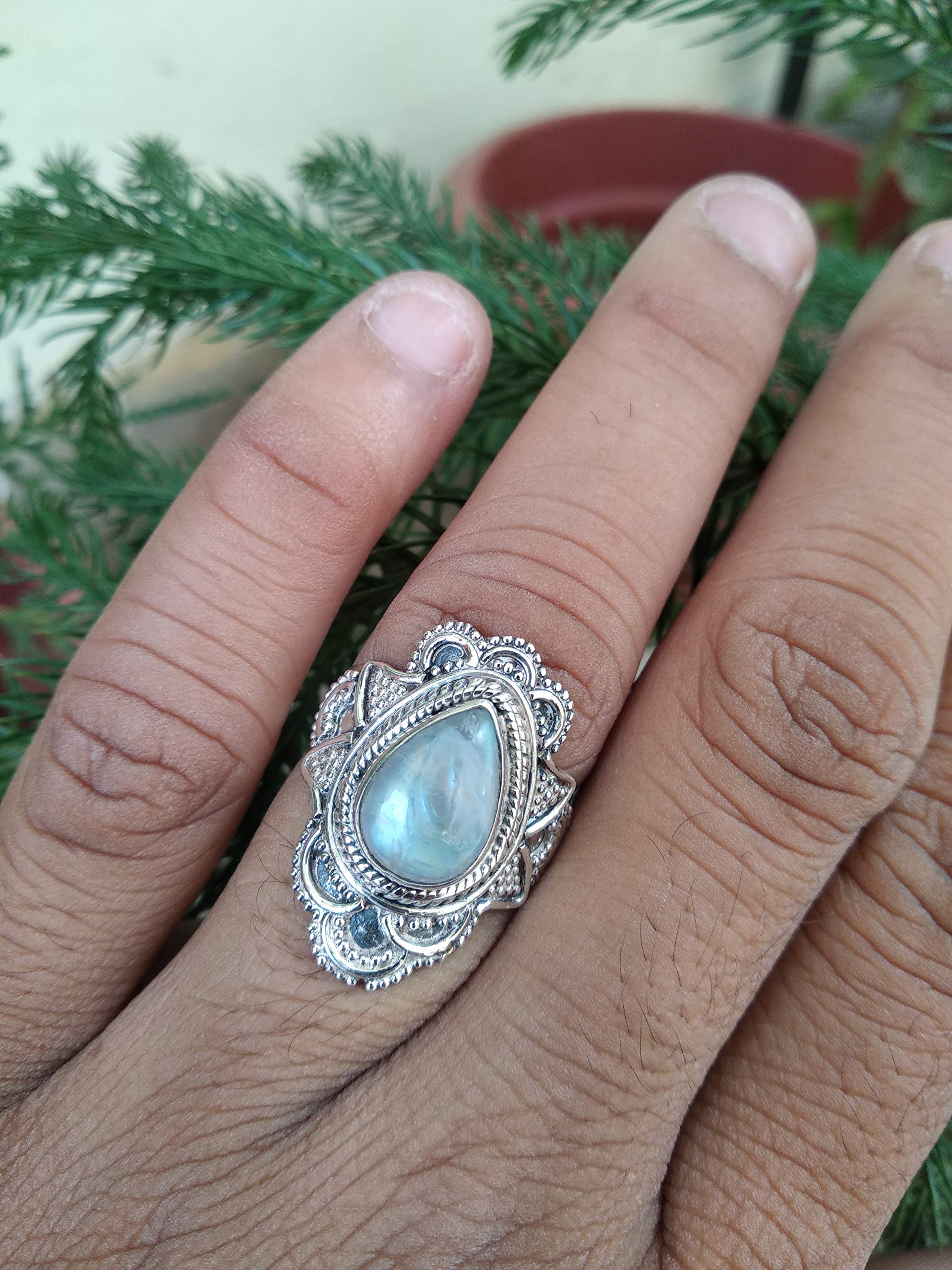 Moonstone Ring for Women - 925 Sterling Silver June Birthstone Jewelry | Healing, Meditation, Wedding, Engagement, Promise Ring | Perfect Mother's Day, Gothic & Classic Gift for Girls - Ideal for Spiritual Practices, Romantic Occasions & Everyday Wear
