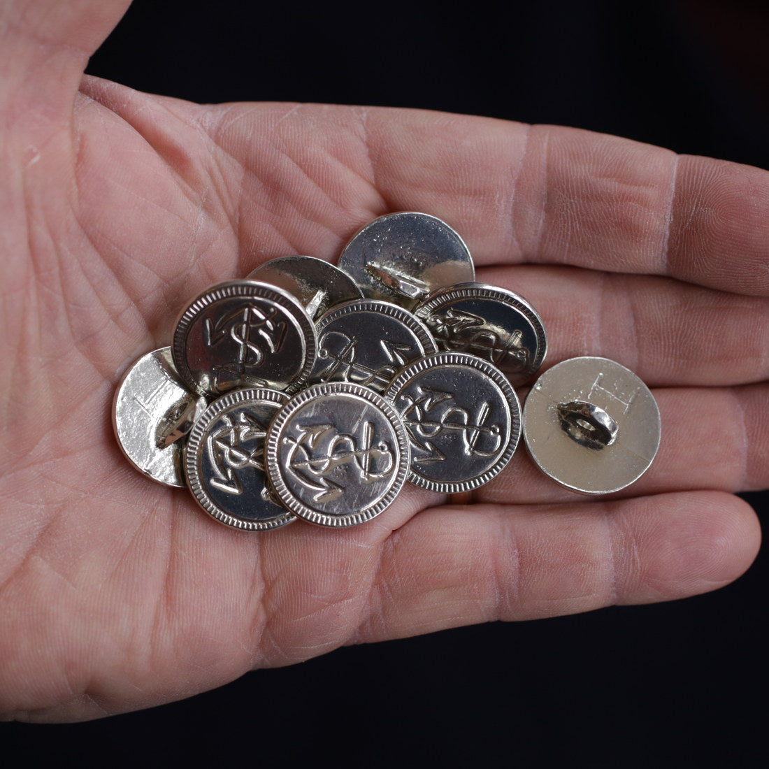 Anchor Pewter Buttons Large Size - Pack of 10 for Sewing, Crafts & DIY Projects