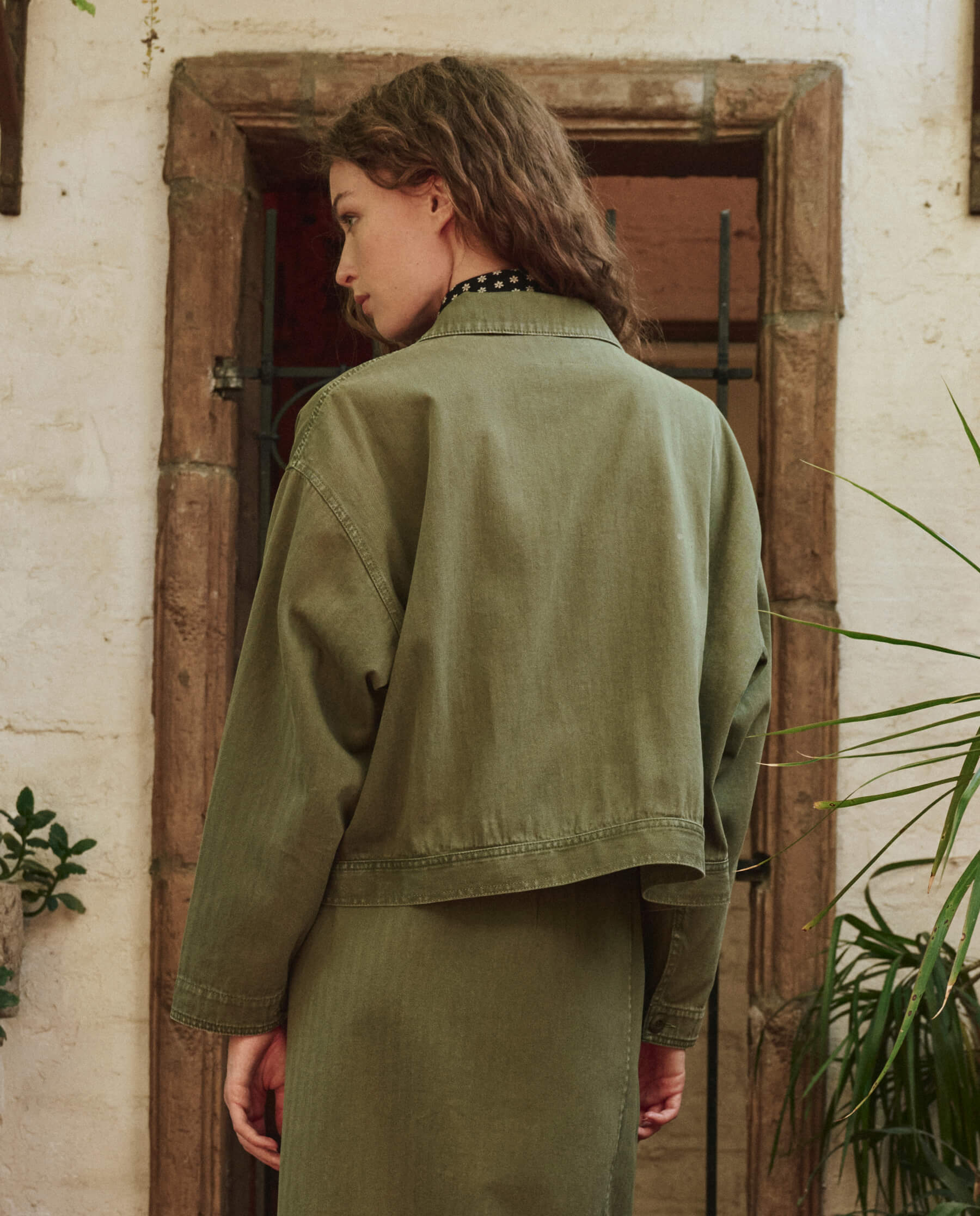 Classic Army Rancher Jacket - Vintage Style Men's Outerwear for Outdoor Adventures & Casual Wear
