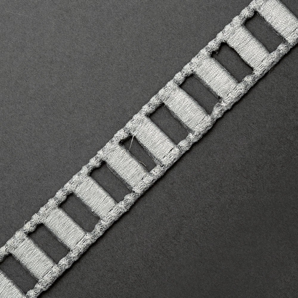 Metallic Silver Iron-On Ladder Trim for Costume & Sewing Crafts - 7/8 Inch x 1 Yard (SMB-3003) - Perfect for Halloween Costumes, DIY Fashion & Home Decor Projects