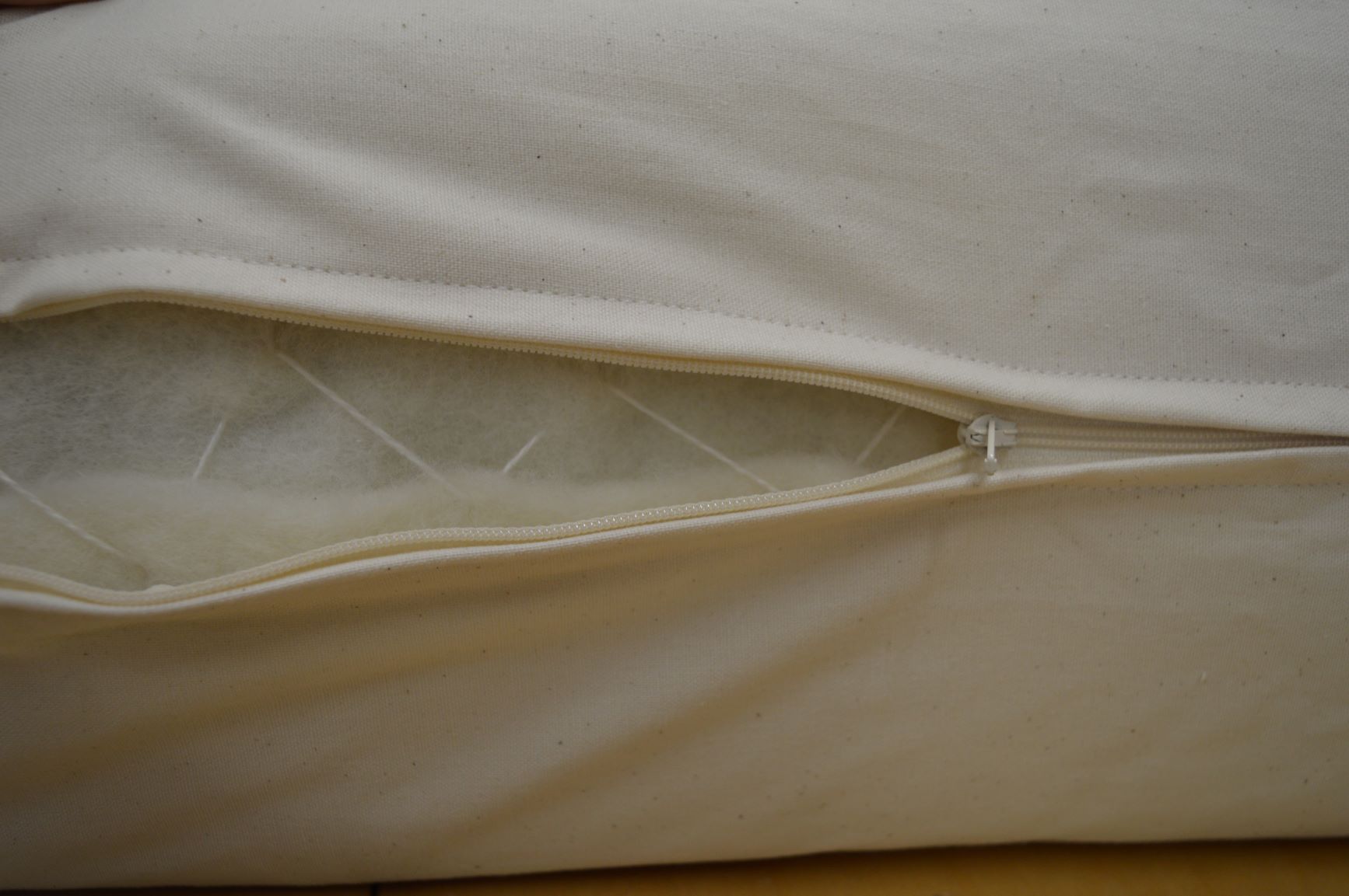 Organic Wool & Natural Latex Mattress - 6.5 Inch Medium Firm Queen Size | Hypoallergenic & Breathable for Back Pain Relief | Perfect for Bedroom, Guest Room & Eco-Friendly Home