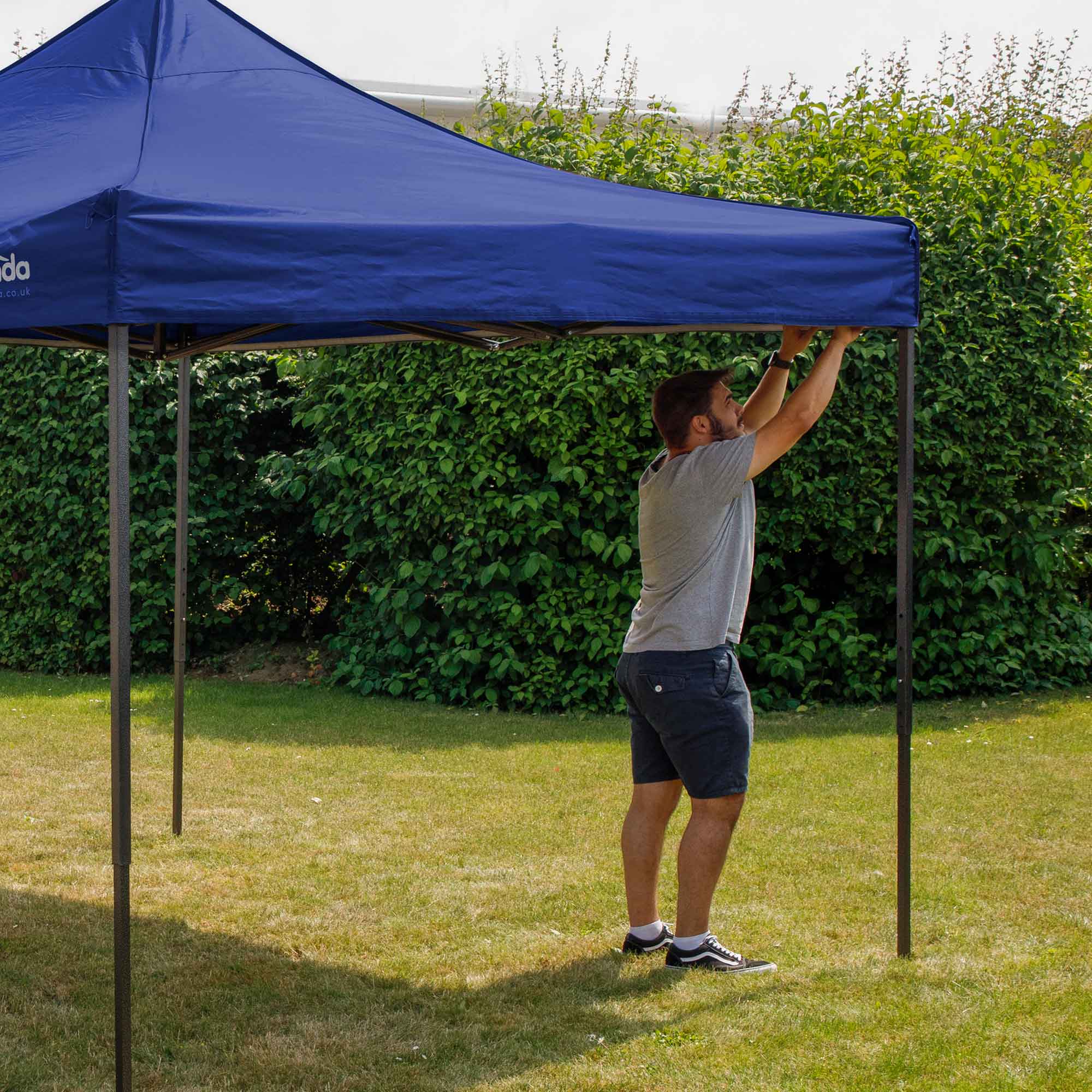Premium 2x2m Pop Up Gazebo with Water Resistant Canopy - Includes Carry Bag, Stakes & Weight Bags - Portable Outdoor Shelter for Camping, Beach, Picnics & Backyard Parties (Blue, DG127)