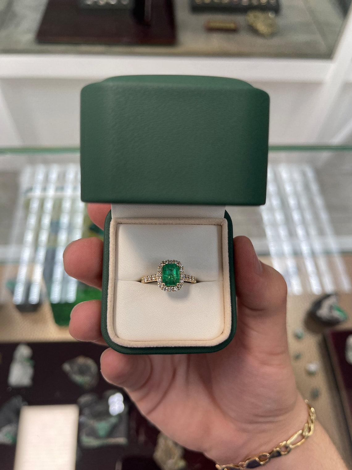 2.30tcw 14K Solid Gold Vivid Green Natural Emerald & Diamond Halo Engagement Ring for Women - Perfect for Proposals, Anniversaries & Special Occasions