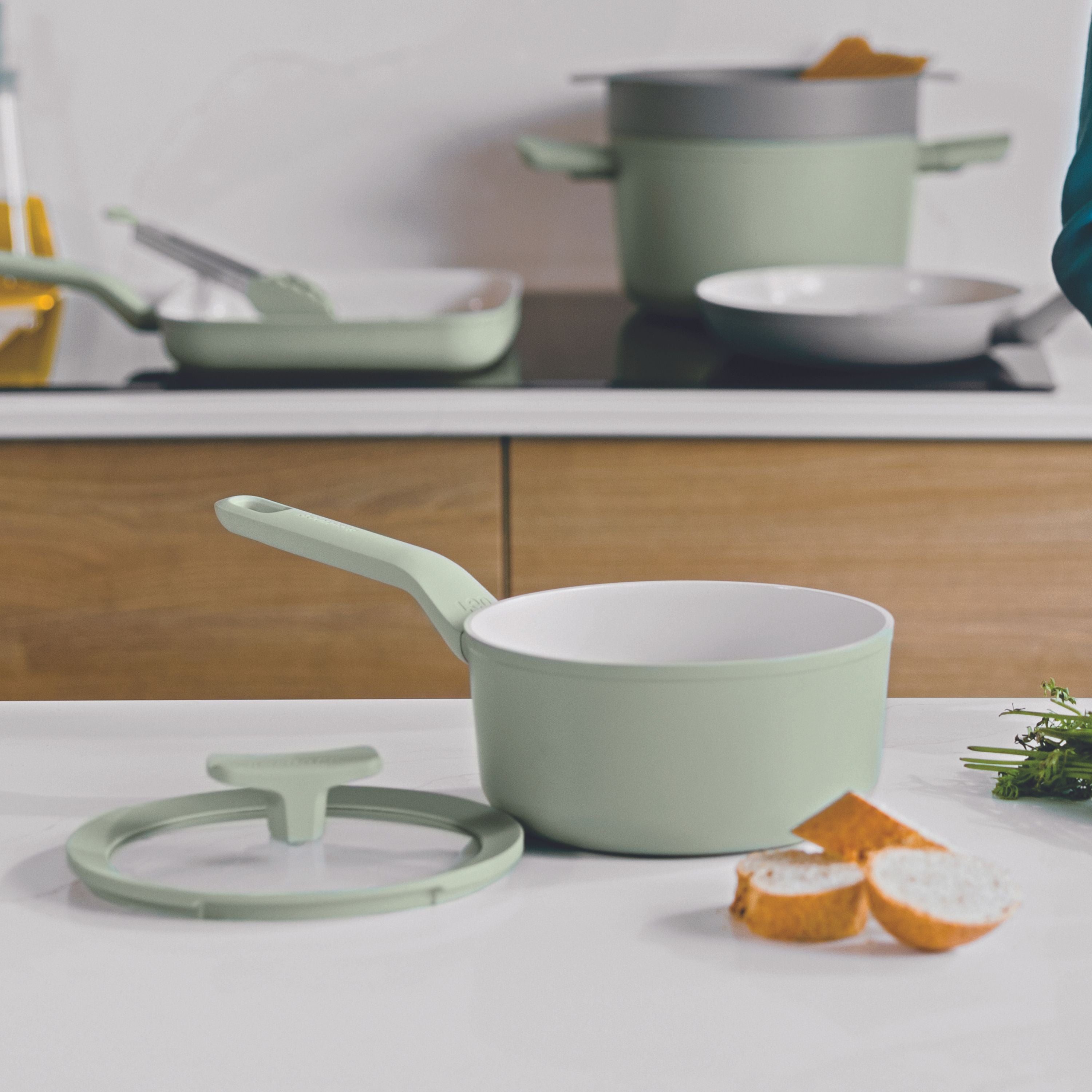 BergHOFF Balance 7-Inch Nonstick Ceramic Saucepan 2.1 Quart with Glass Lid - Eco-Friendly Recycled Aluminum Cookware - Perfect for Sauces, Soups & Small Meals (Sage Green)