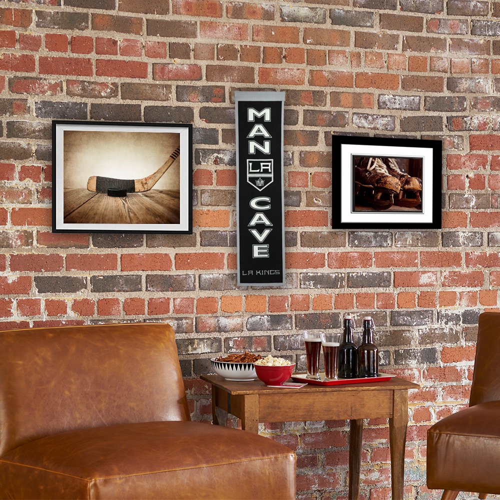 NHL Man Cave Decor - Hockey Fan Room Accessories & Memorabilia for Game Nights & Sports Themed Parties