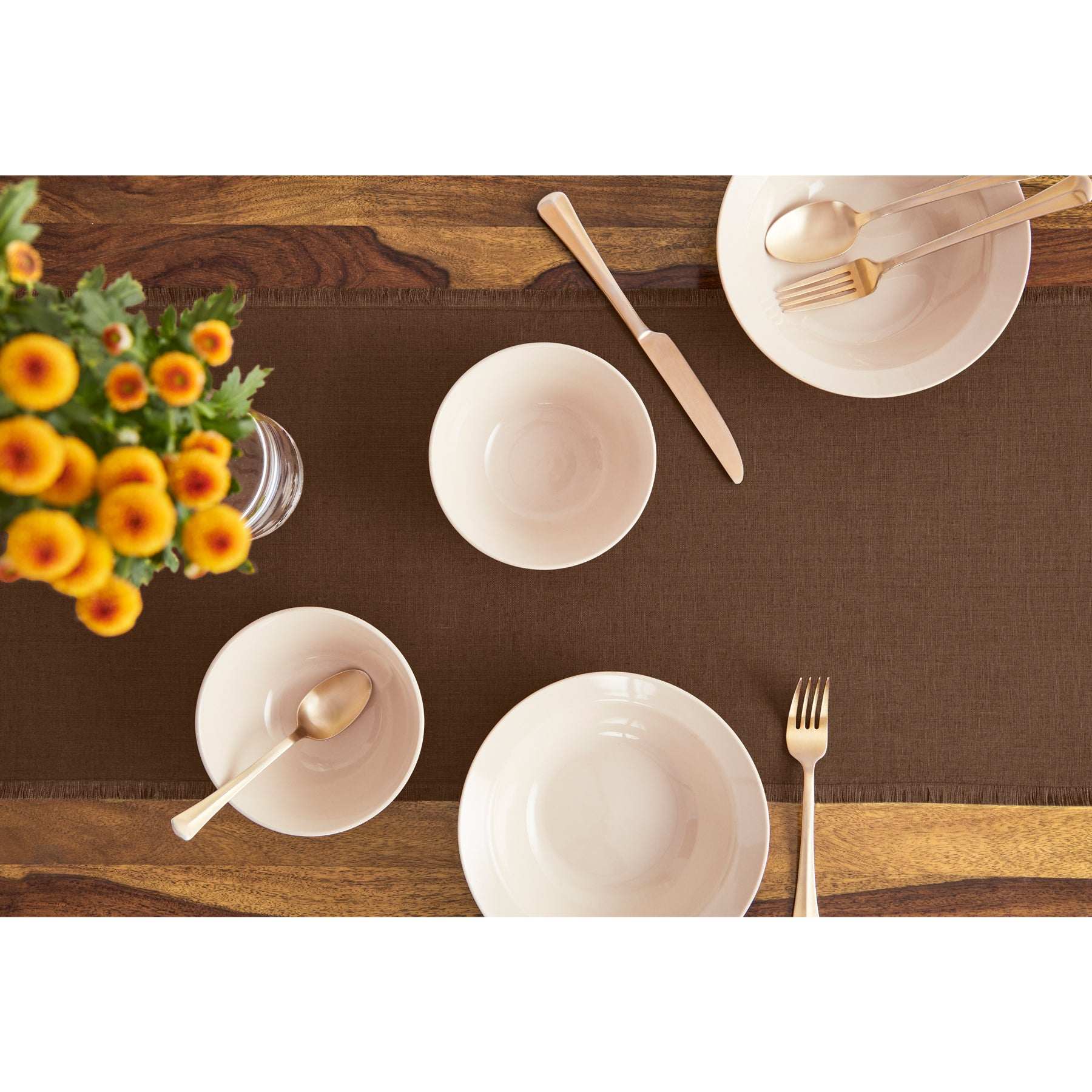 Elegant Fringe Table Runner for Dining Room Decor - Perfect for Weddings, Parties, and Home Decor