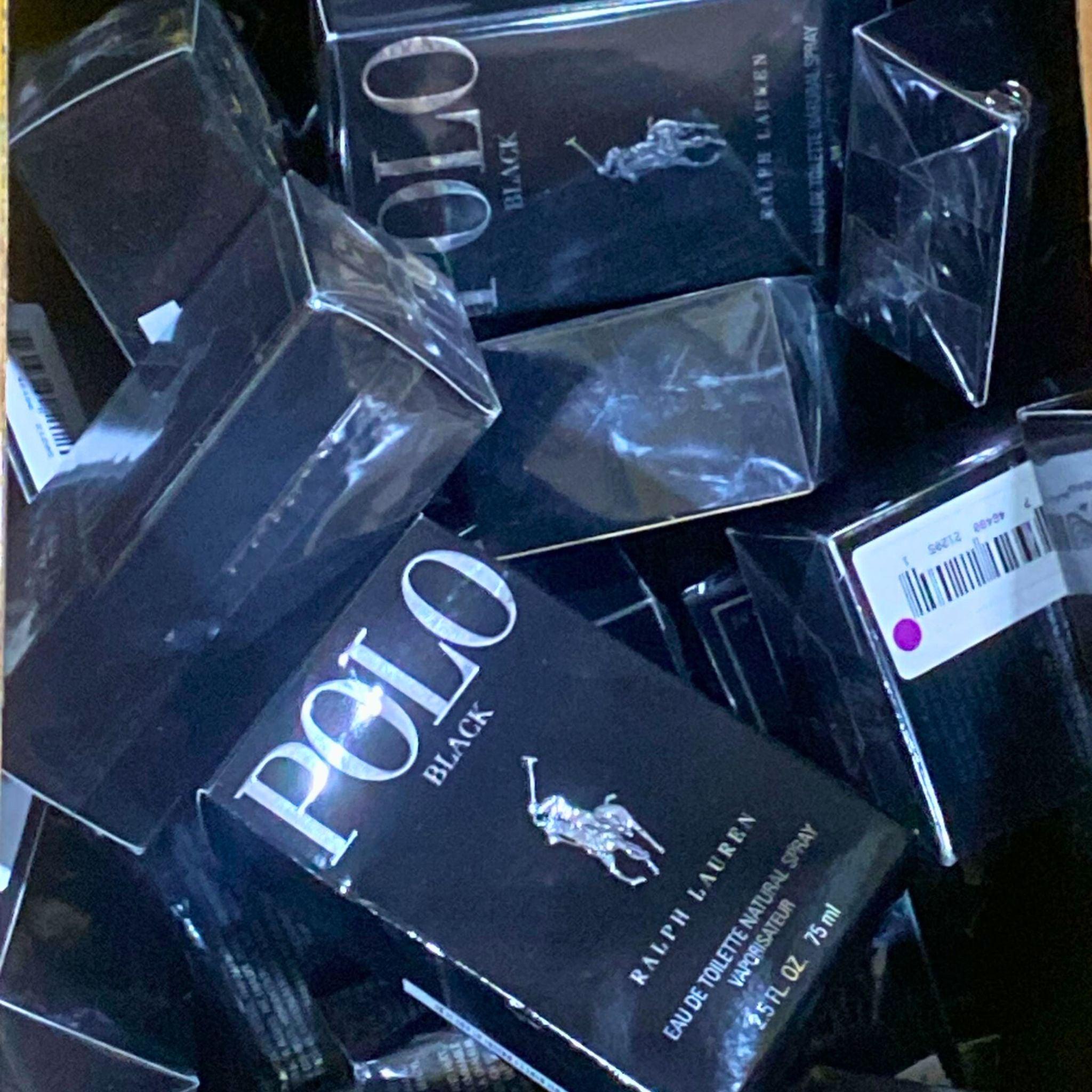 Ralph Lauren Polo Black Eau De Toilette for Men - 2.5 oz Natural Spray Cologne (40-Piece Bulk Pack) - Perfect for Gifts, Daily Wear & Special Occasions
