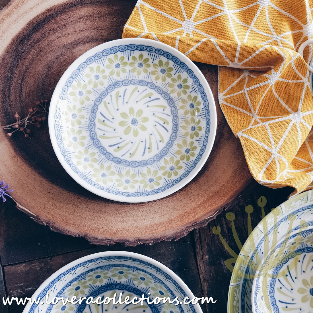 Awasaka Japan Green & Blue Daisy Tea & Dinnerware Set - Elegant Japanese Ceramic Tableware for Tea Time & Dining - Perfect for Home, Restaurants & Gifts