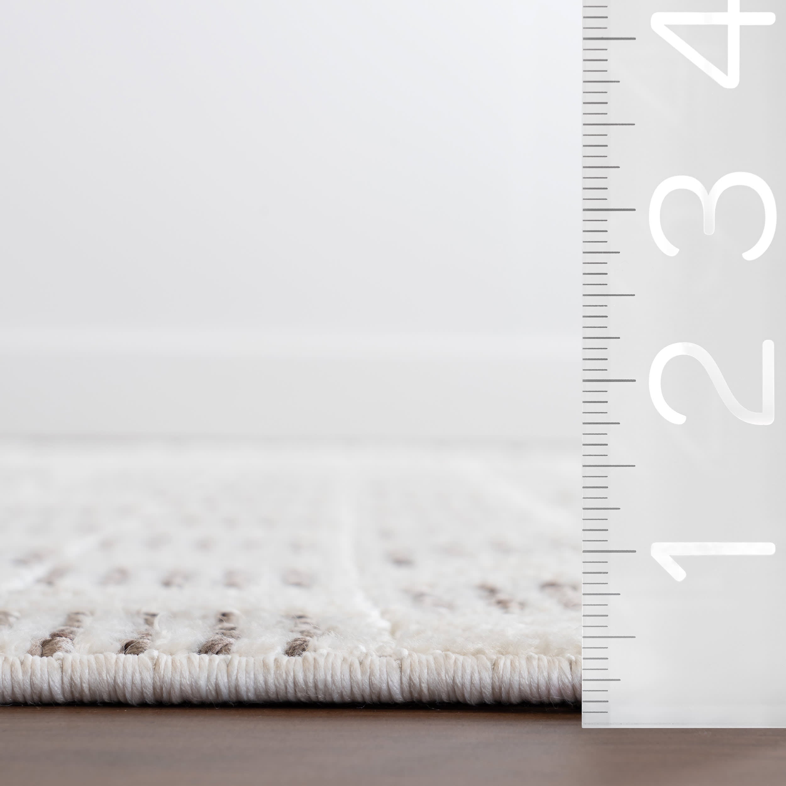 Stylish Aliyah Geometric Area Rug in Ivory - Perfect for Living Room, Bedroom & Home Decor