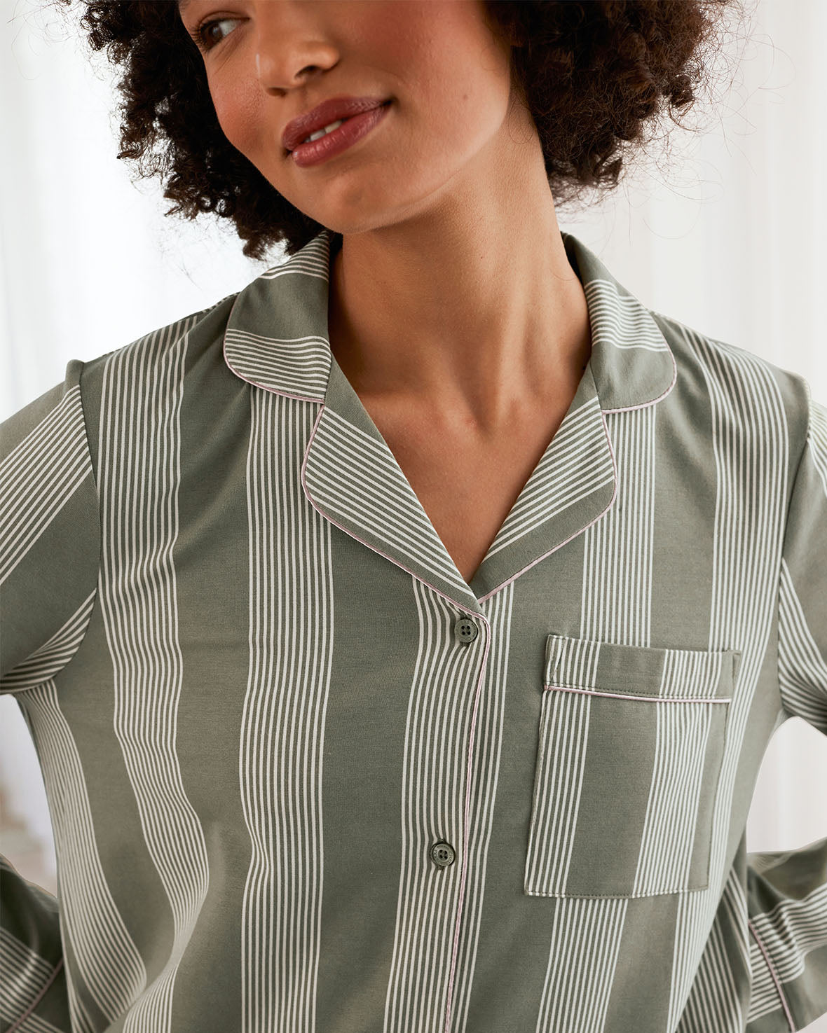 Organic Cotton Striped Button-Up Pajama Set for Women - Soft & Breathable Sleepwear - Khaki - Perfect for Cozy Nights & Relaxing at Home