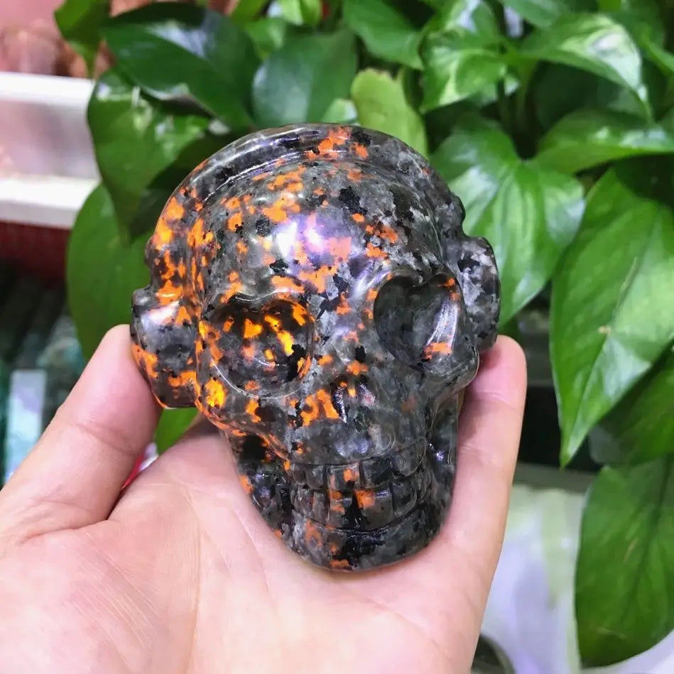 Natural Mineral Quartz Yooperlite Stone - Hand Carved Skull Headset with Sodalite & Syenite Clasts - UV Reactive Gemstone Collection for Home Decor, Meditation & Spiritual Healing