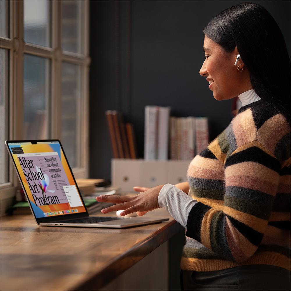 Apple MacBook Air 15-inch Laptop with M2 Chip - 8-Core CPU, 10-Core GPU, 256GB SSD - Space Gray | Perfect for Work, Study & Creative Projects