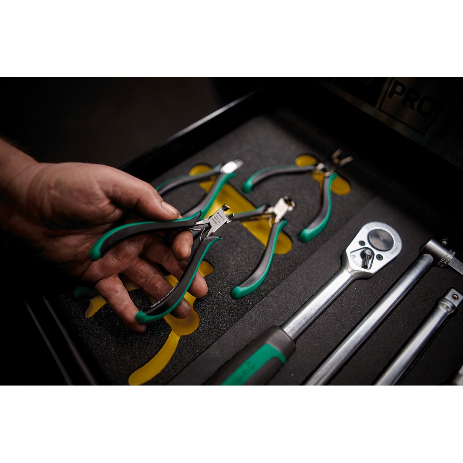 Stahlwille 96838798 Professional Electronic Pliers Set - Precision Tools for Electronics Repair, DIY Projects & Home Improvement