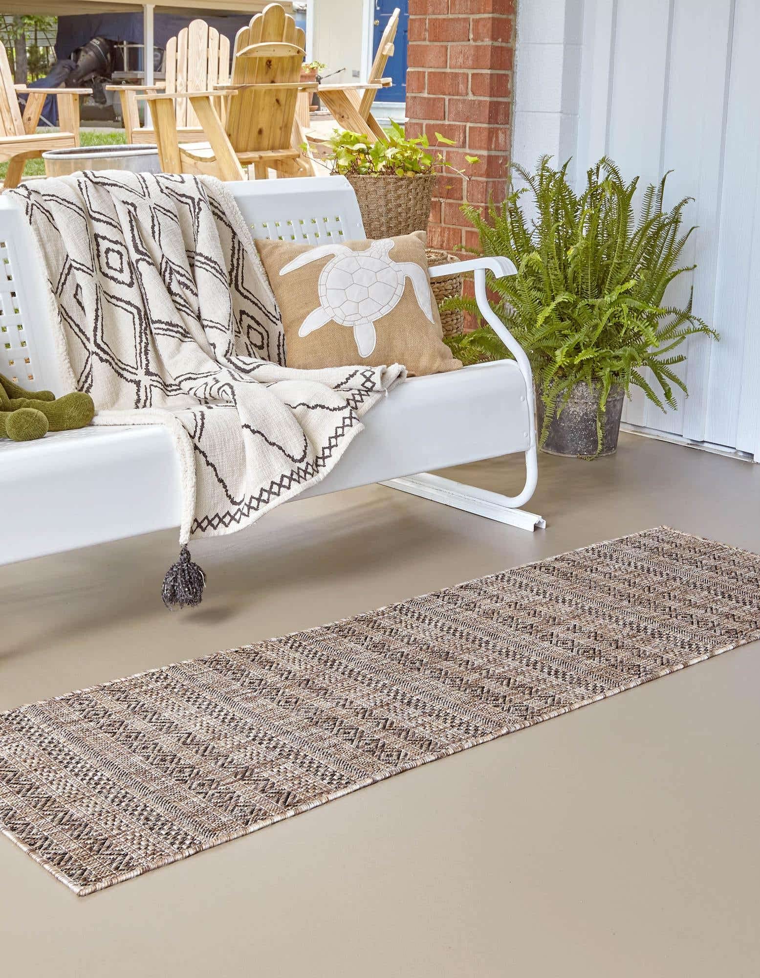 Unique Loom Maia Striped Outdoor Area Rug - 2' x 7' 10