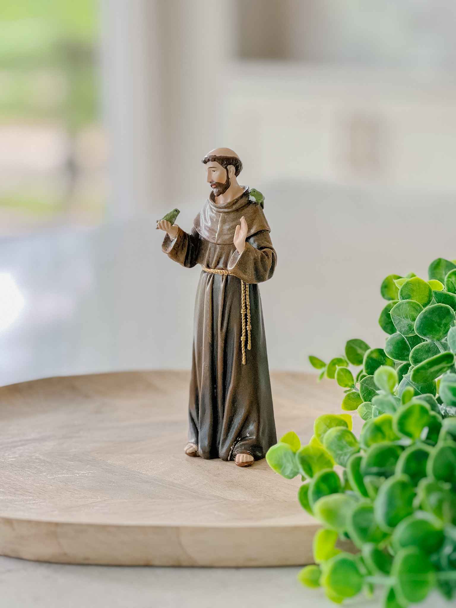 St. Francis of Assisi Statue - Small Religious Figurine for Home Decor, Garden, and Catholic Gifts | Perfect for Patio, Church Altar & Spiritual Meditation