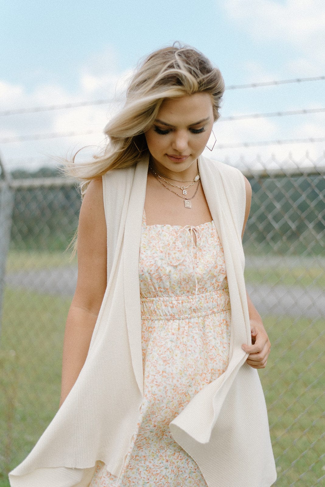 Beige Knit Sleeveless Cardigan for Women - Lightweight Summer Open Front Cover Up - Perfect for Beach, Vacation & Casual Outfits