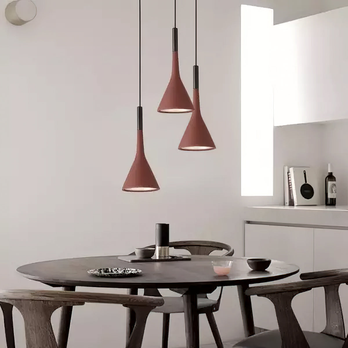 Aplomb Trumpet Pendant Light - Modern Brass Ceiling Fixture for Dining Room, Kitchen Island & Bedroom Lighting