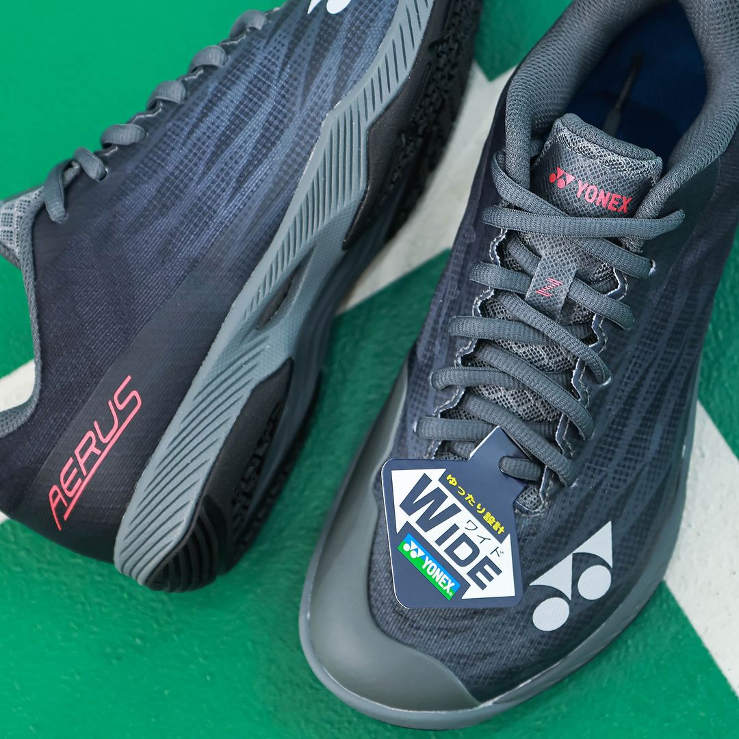 Yonex Aerus Z2 Wide Court Shoe for Badminton & Tennis - Dark Gray - Lightweight Performance Shoes for Indoor Sports & Training