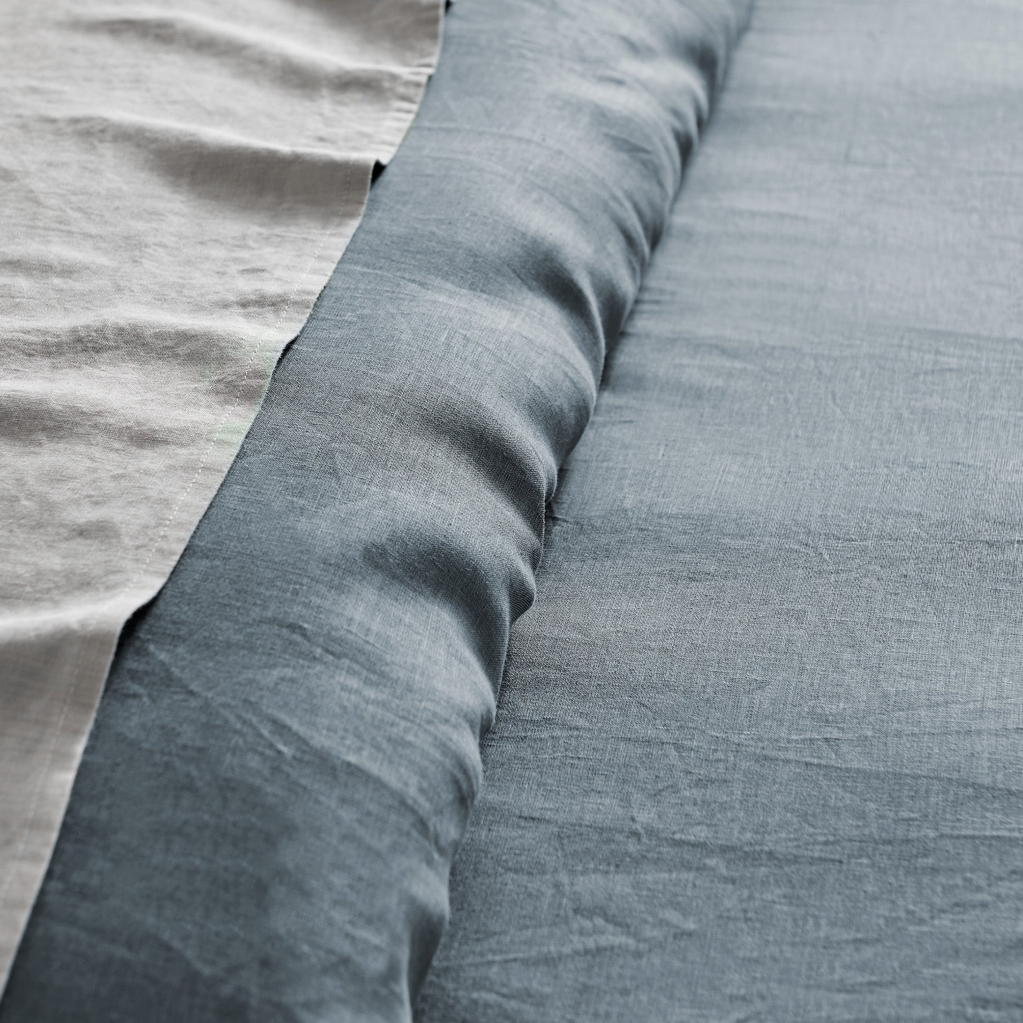 Premium Washed Linen Duvet Cover Set - Breathable & Soft 100% Natural Flax Fabric - Queen Size Bedding for Summer & All Seasons - Perfect for Cozy Bedrooms, Guest Rooms & Vacation Homes