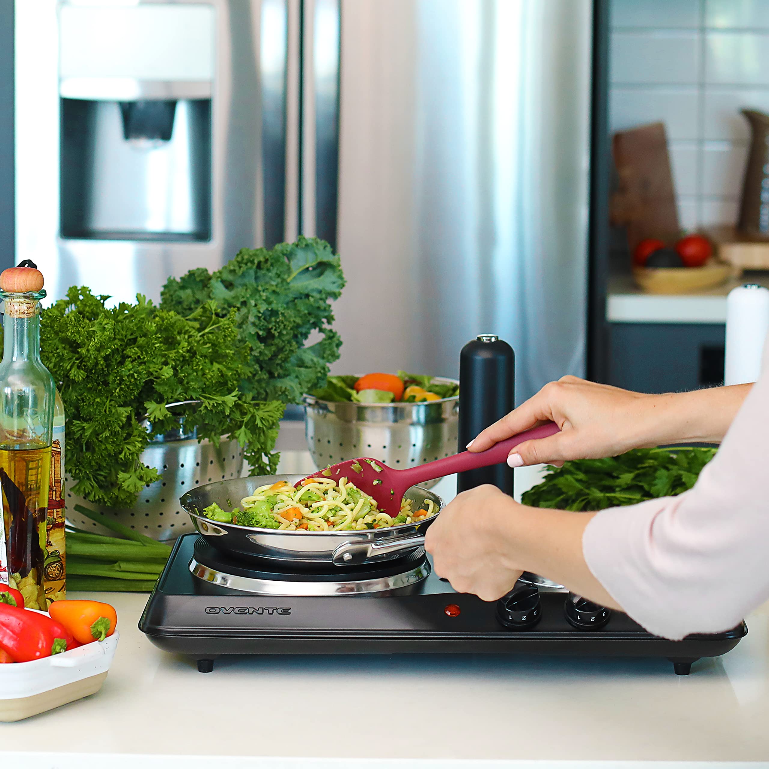 OVENTE 1700W Electric Double Burner Cooktop - 7.25