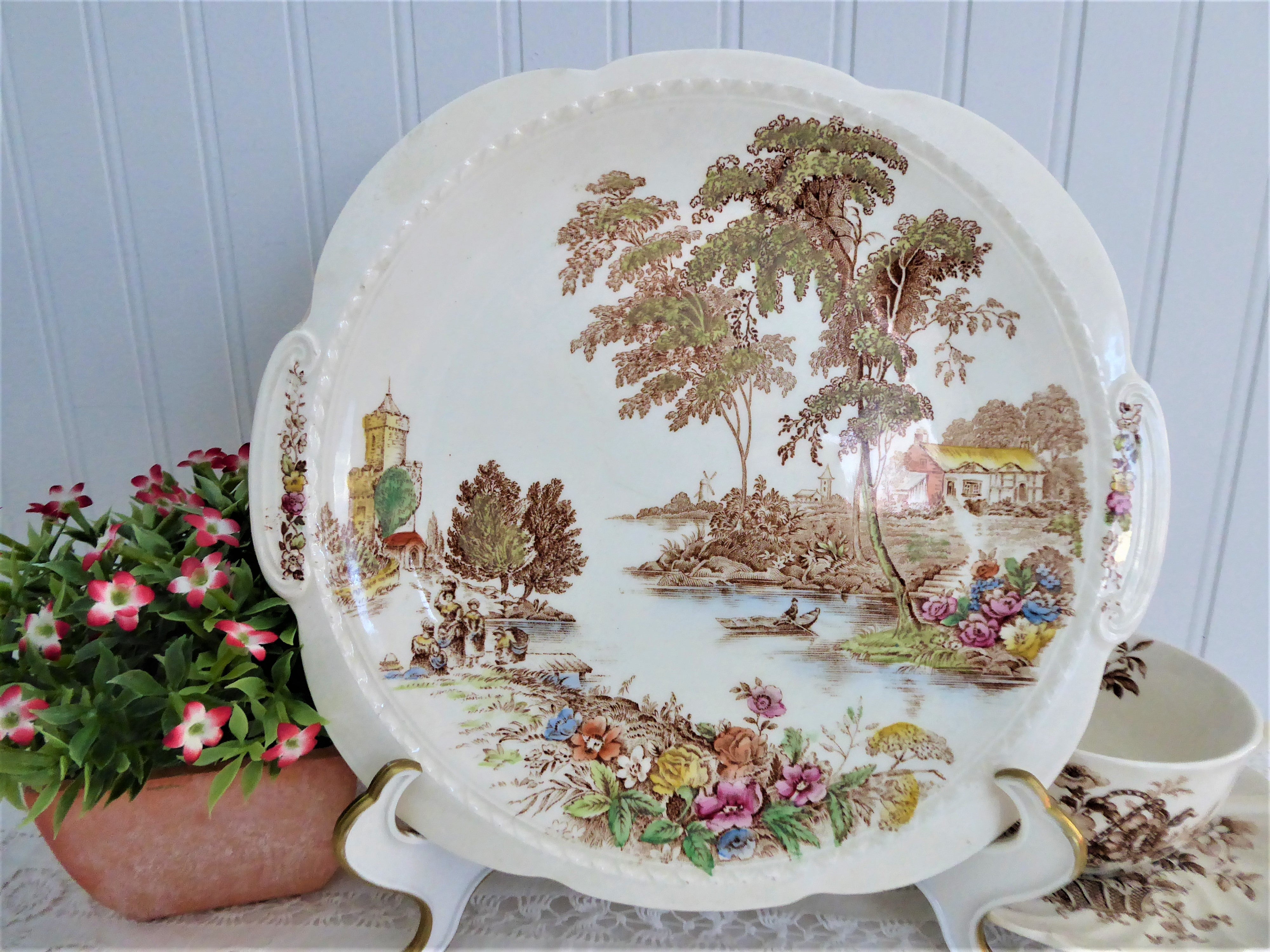 Vintage 1940s Swinnertons Polychrome Transferware Lugged Cake Plate - Elegant Ferry Cake Serving Platter for Afternoon Tea & Special Occasions