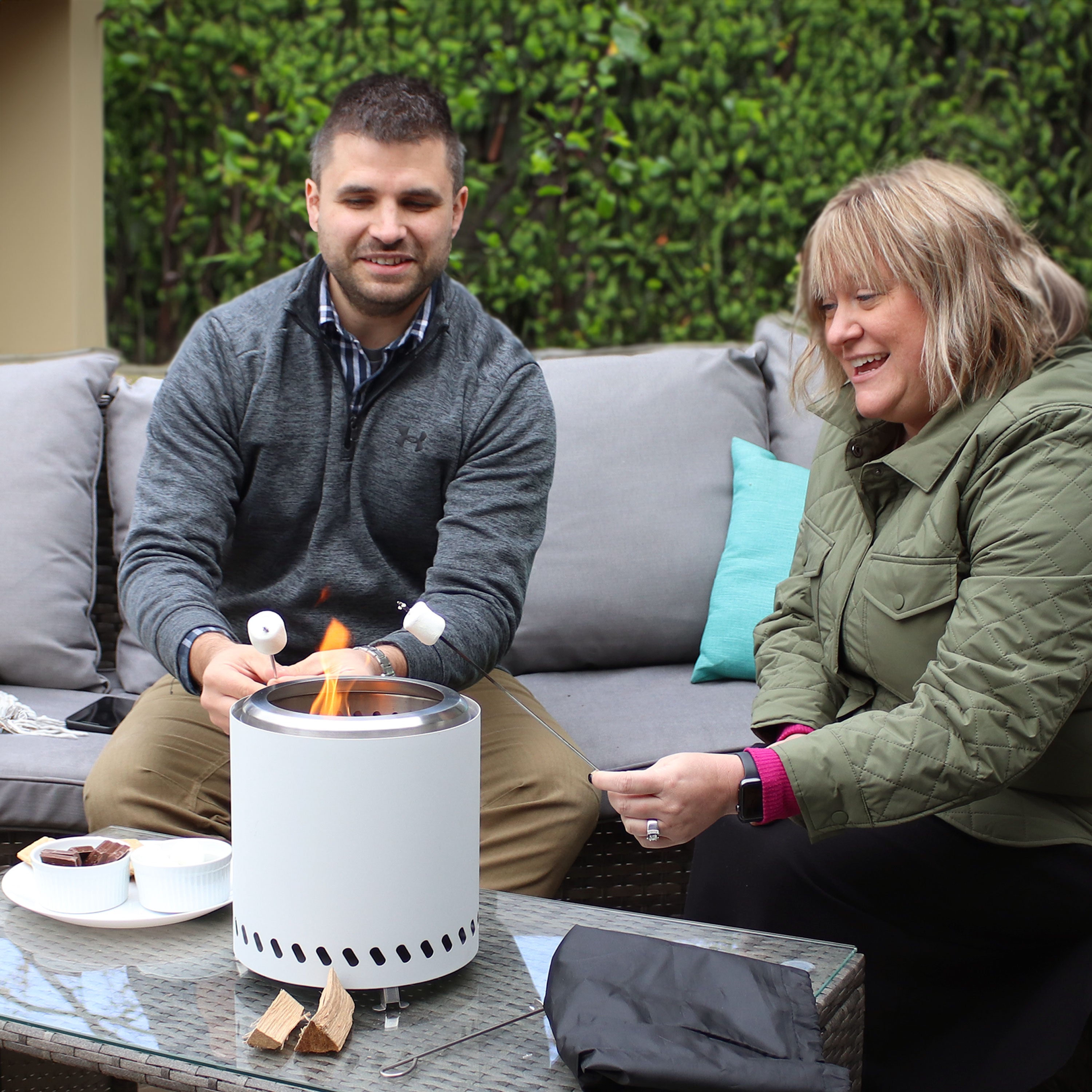 Sunnydaze Portable Tabletop Smokeless Fire Pit with Carry Bag & Poker - Perfect for Camping, Backyard, Patio & Outdoor Gatherings