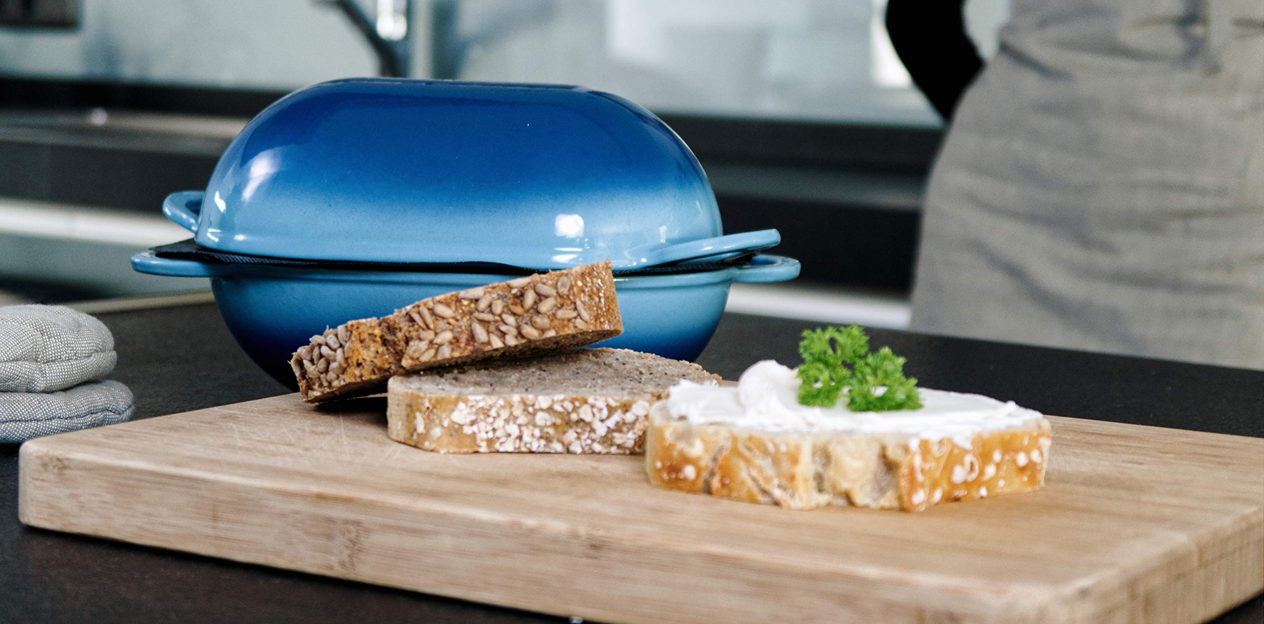 Easy Artisan Bread Kit with Cast Iron Dutch Oven (2 qt) & Non-Stick Silicone Liner - Perfect for Homemade Sourdough, No-Knead Bread Baking at Home