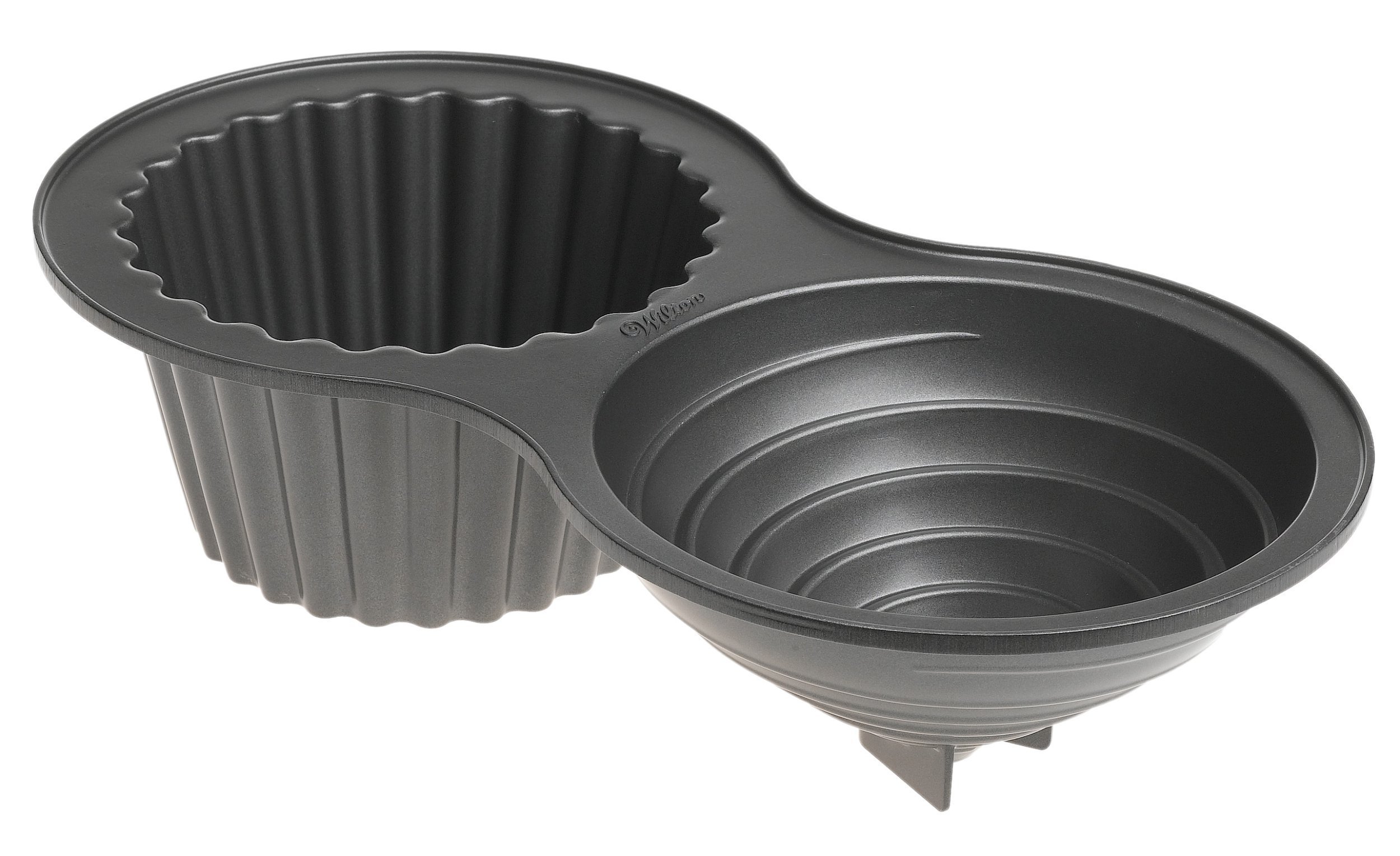 Wilton Giant Dimensions Large Cupcake Pan - 12-Cavity Non-Stick Baking Sheet for Jumbo Muffins & Cupcakes - Perfect for Birthday Parties, Baby Showers & Holiday Baking