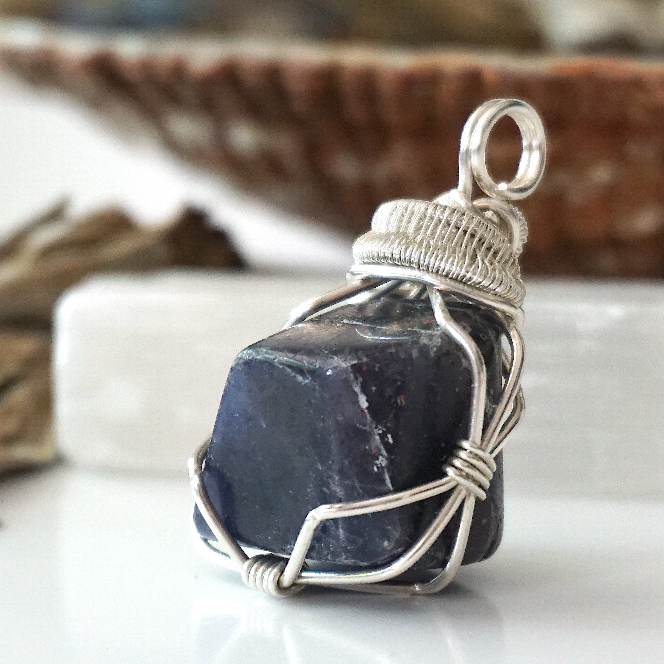 Natural Raw Sapphire Necklace - Sterling Silver Pendant for Women - Elegant Bohemian Jewelry for Everyday Wear & Special Occasions