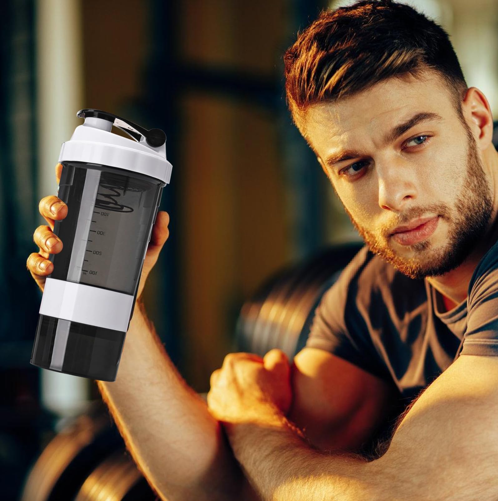 BAIFULAI 500ml Protein Shaker Bottle with Powder Compartment & 3 Tablet Organizer - Leak Proof, BPA Free Fitness Shaker Cup for Gym, Workout & Post Exercise Recovery - Perfect for Protein Shakes, Pre-Workout & Supplements (White)