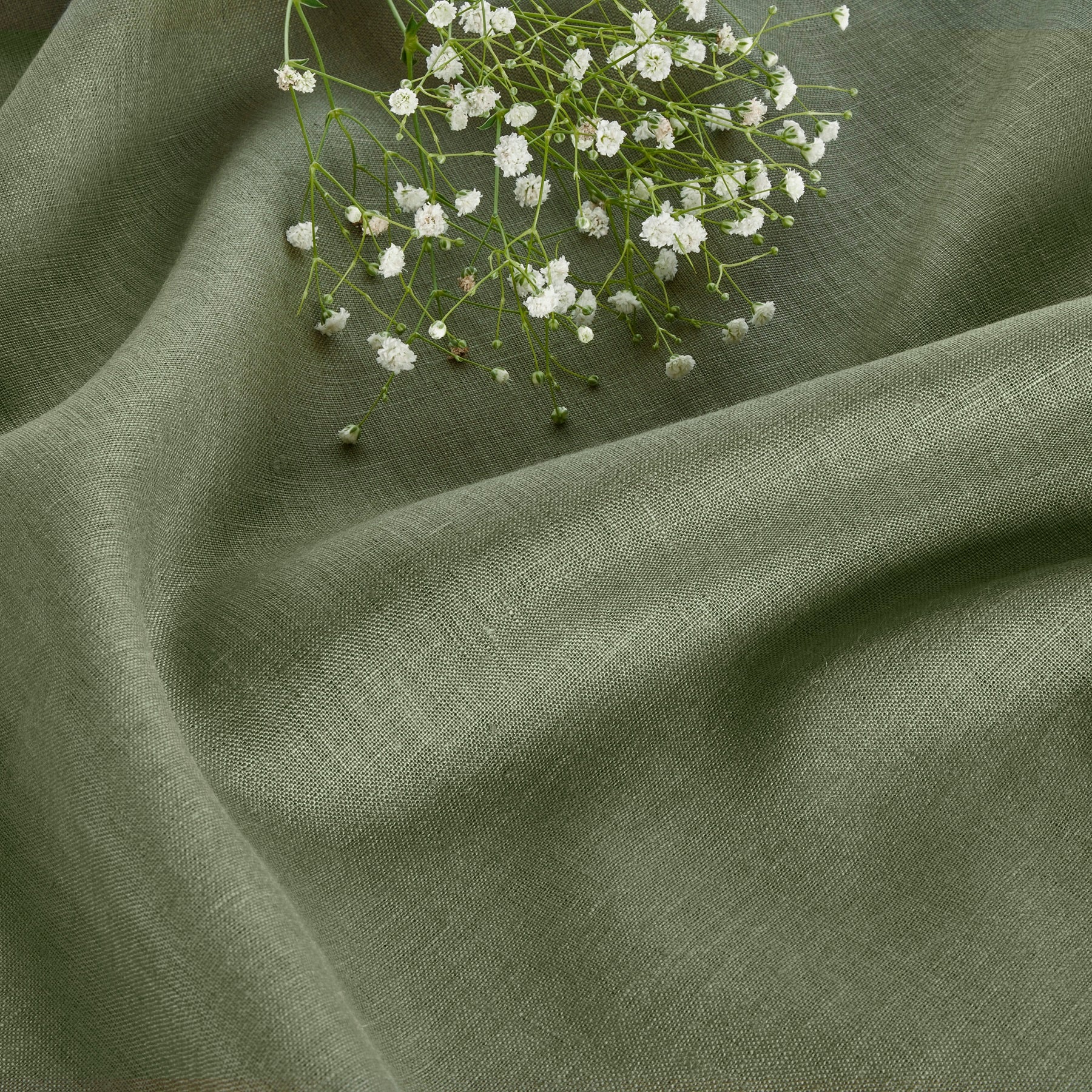 Fete Table Throw - Elegant & Durable Table Cover for Parties, Weddings & Events | Perfect for Indoor & Outdoor Celebrations