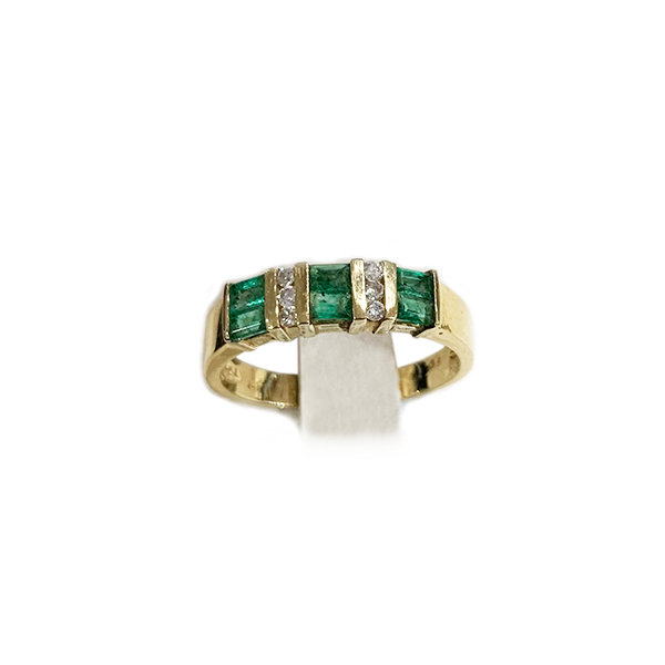 14K Yellow Gold Emerald Ring for Women - Elegant Green Gemstone Jewelry for Engagement, Wedding, Anniversary & Special Occasions